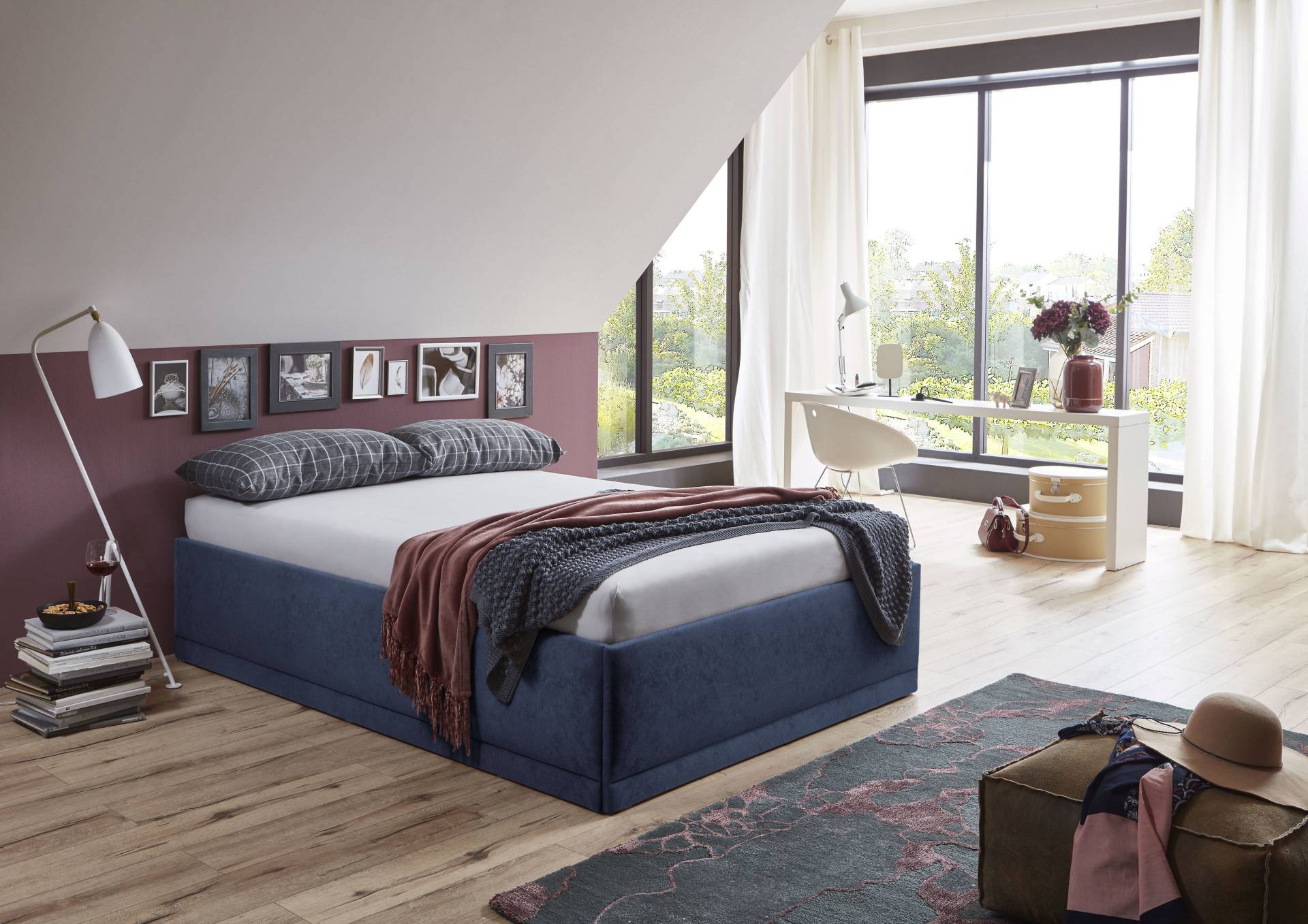 Westfalia Schlafkomfort Polsterbett »Texel«, Standardhöhe mit Zierkissen, Bettkasten bei Ausführung mit Matratze Westfalia Schlafkomfort Polsterbett »Texel«, Standardhöhe mit Zierkissen, Bettkasten bei Ausführung mit Matratze von Westfalia Schlafkomfort