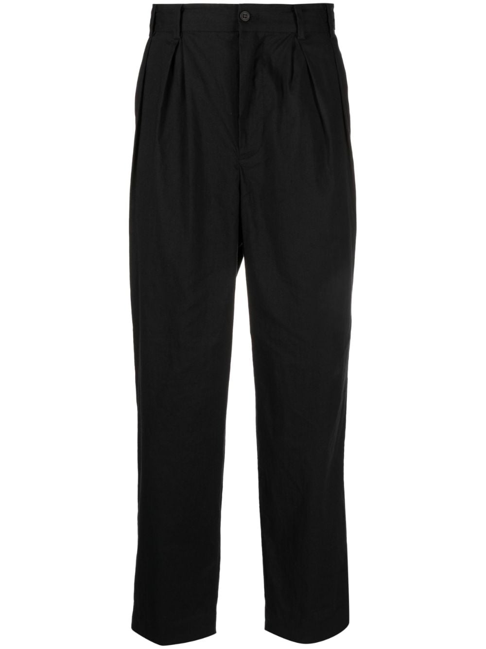 White Mountaineering pintuck-detail tapered-leg trousers - Black von White Mountaineering