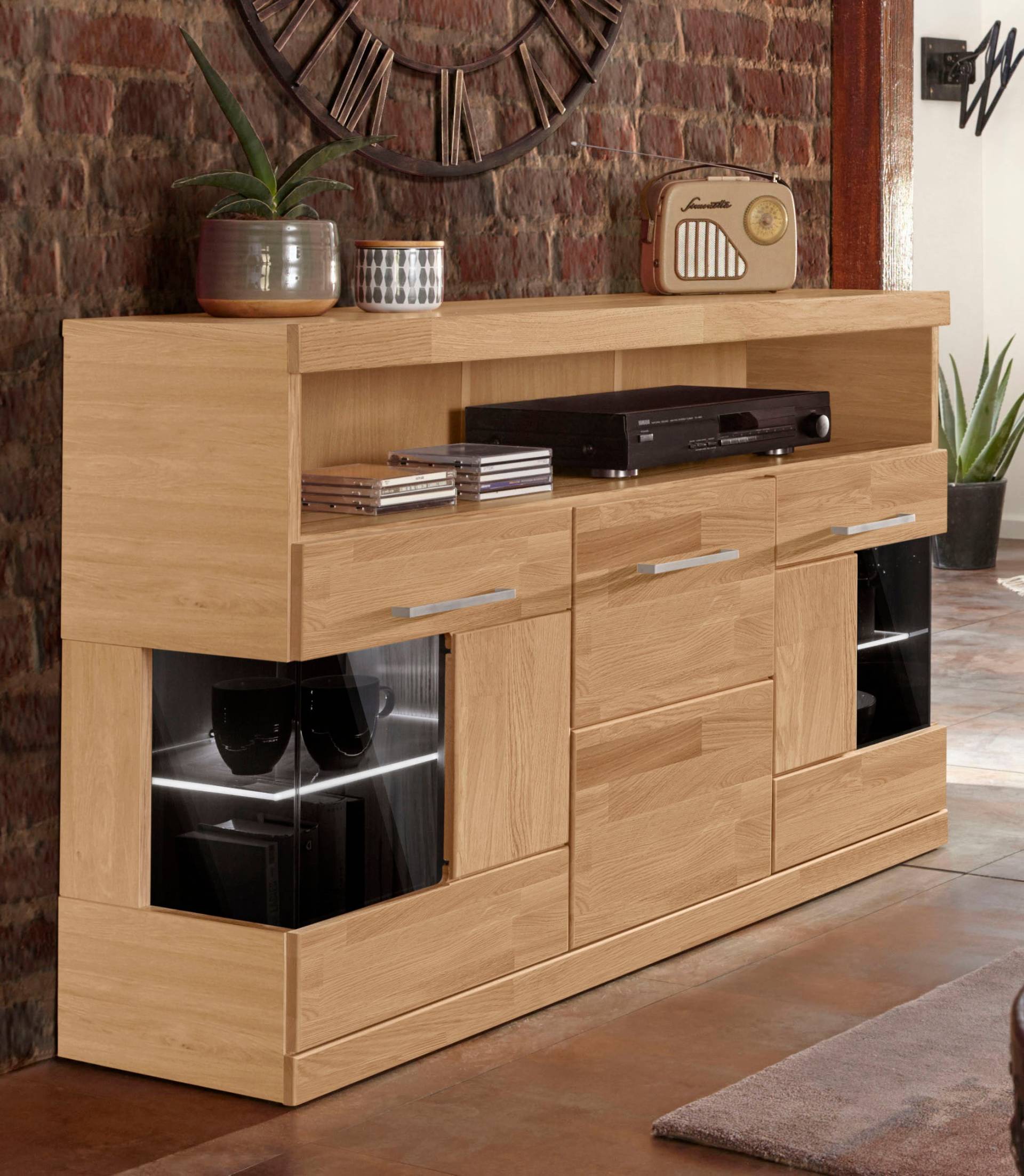 Home affaire Sideboard »Ribe,130cm breit,Fronten Massivholz,2Türen mit gehärtetem Glaseinsatz«, Korpus aus Holzwerkstoff, Metall Griffe,7 Fächer, Böden versetzbar Home affaire Sideboard »Ribe,130cm breit,Fronten Massivholz,2Türen mit gehärtetem Glaseinsatz«, Korpus aus Holzwerkstoff, Metall Griffe,7 Fächer, Böden versetzbar von home affaire