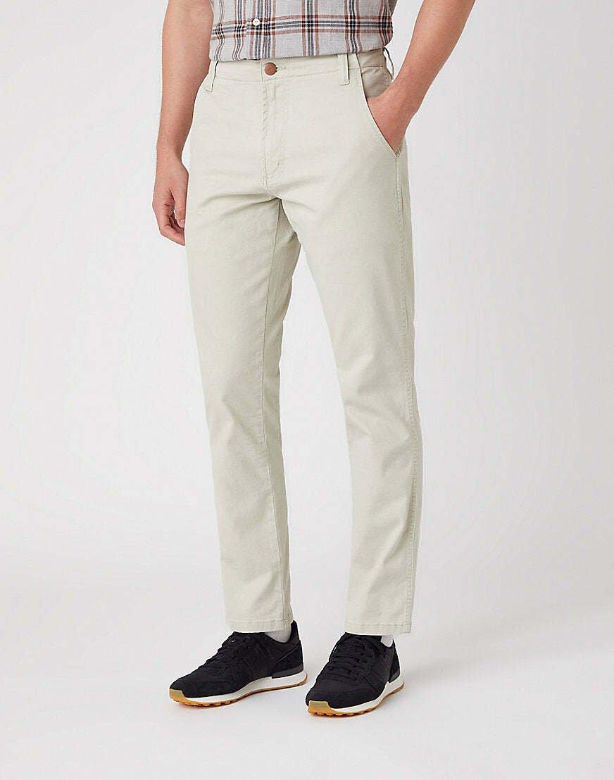 Chino Casey Jones Herren Weiss L34/W30 von Wrangler