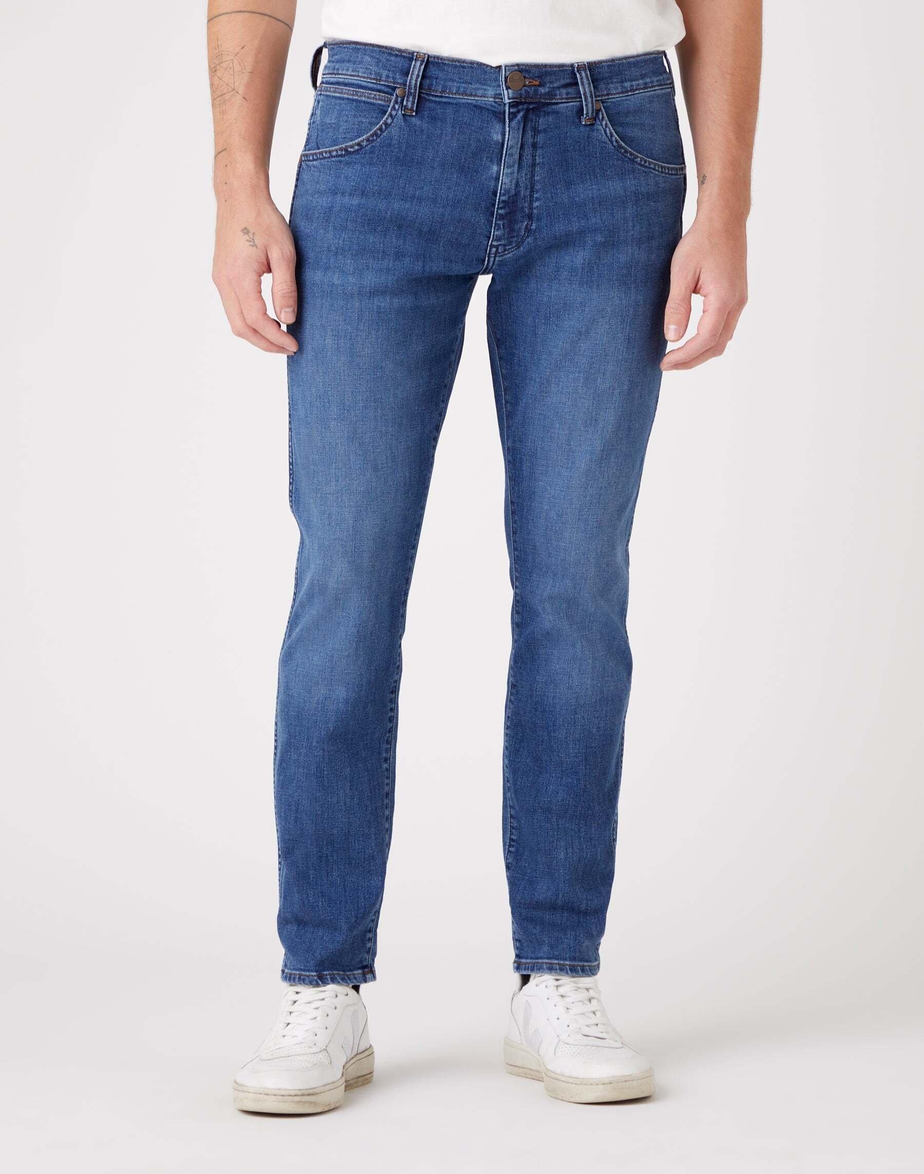 Jeans Slim Fit Larston Herren Blau Denim W28 von Wrangler
