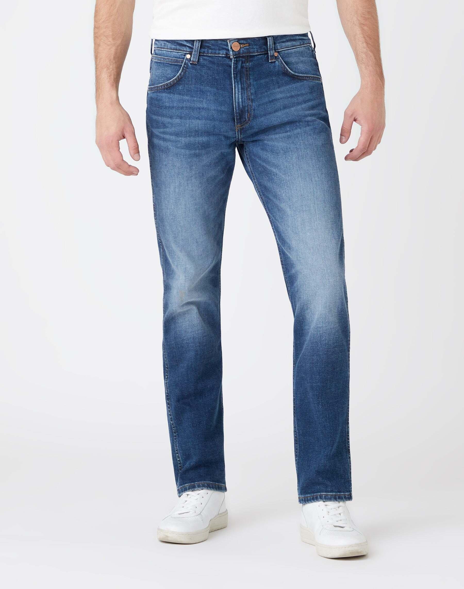 Jeans Straight Leg Greensboro Herren Blau Denim L34/W30 von Wrangler
