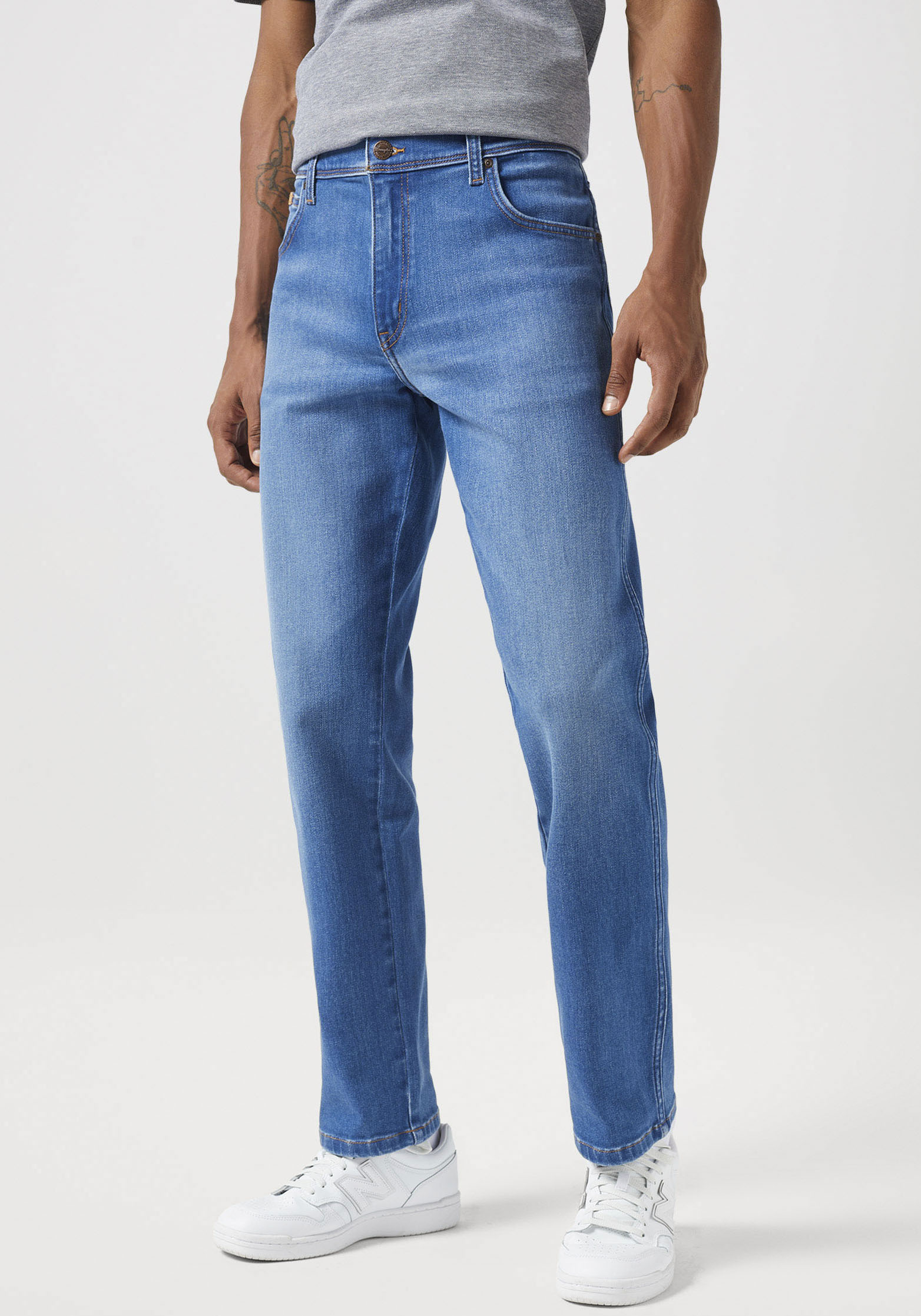 Wrangler Straight-Jeans »TEXAS FREE TO STRETCH«, Free to stretch material Wrangler Straight-Jeans »TEXAS FREE TO STRETCH«, Free to stretch material von Wrangler