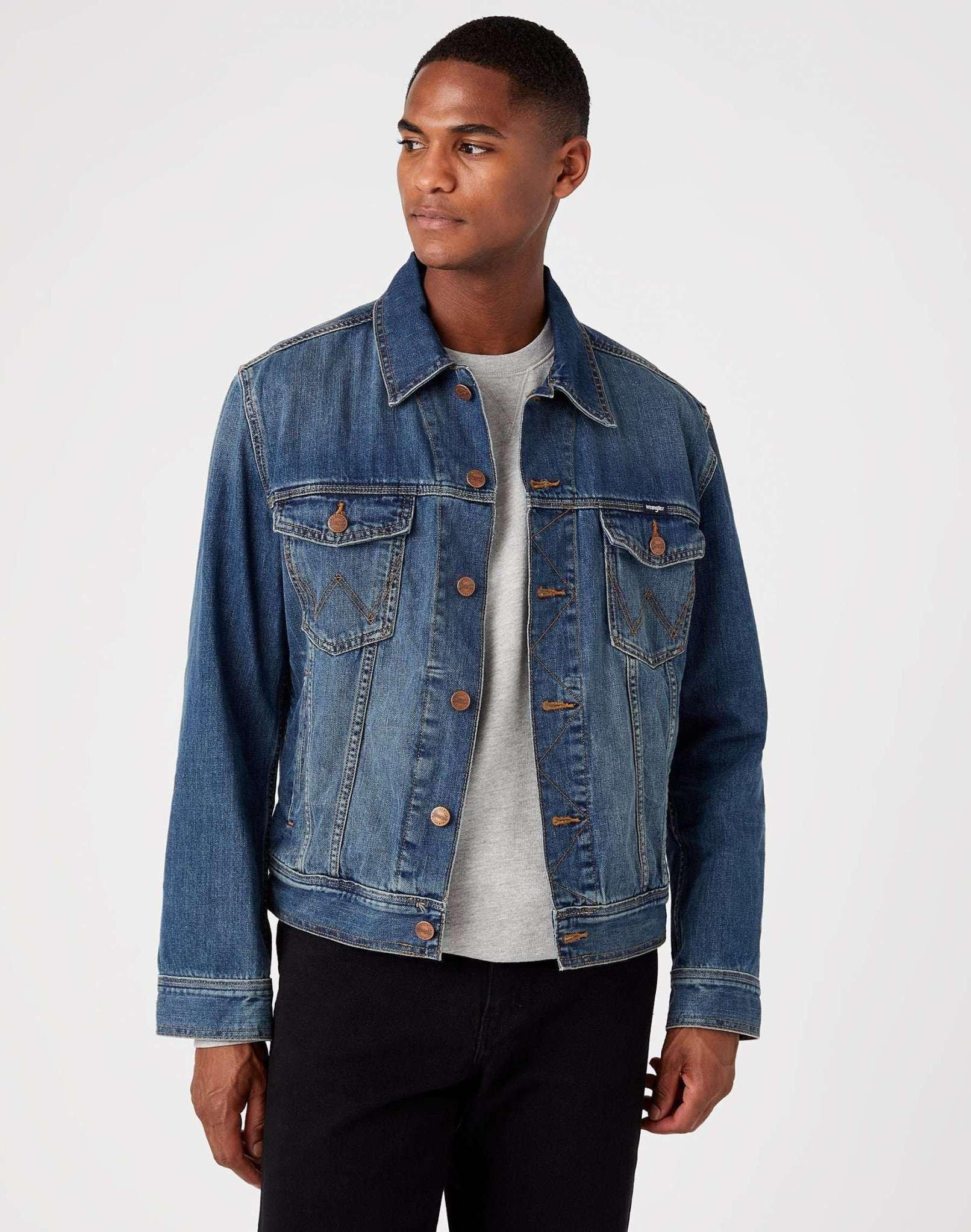 Jeansjacke Classic Denim Herren Blau Denim L von Wrangler