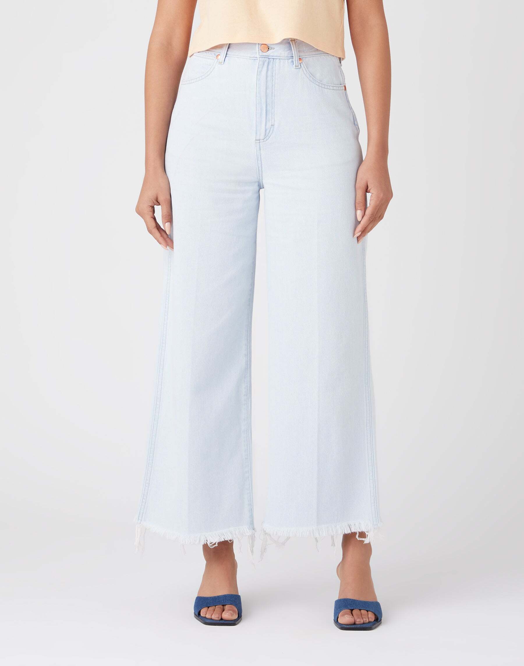 Wrangler Weite Jeans »FlaredJeansWorldWideCrop« Wrangler Weite Jeans »FlaredJeansWorldWideCrop« von Wrangler