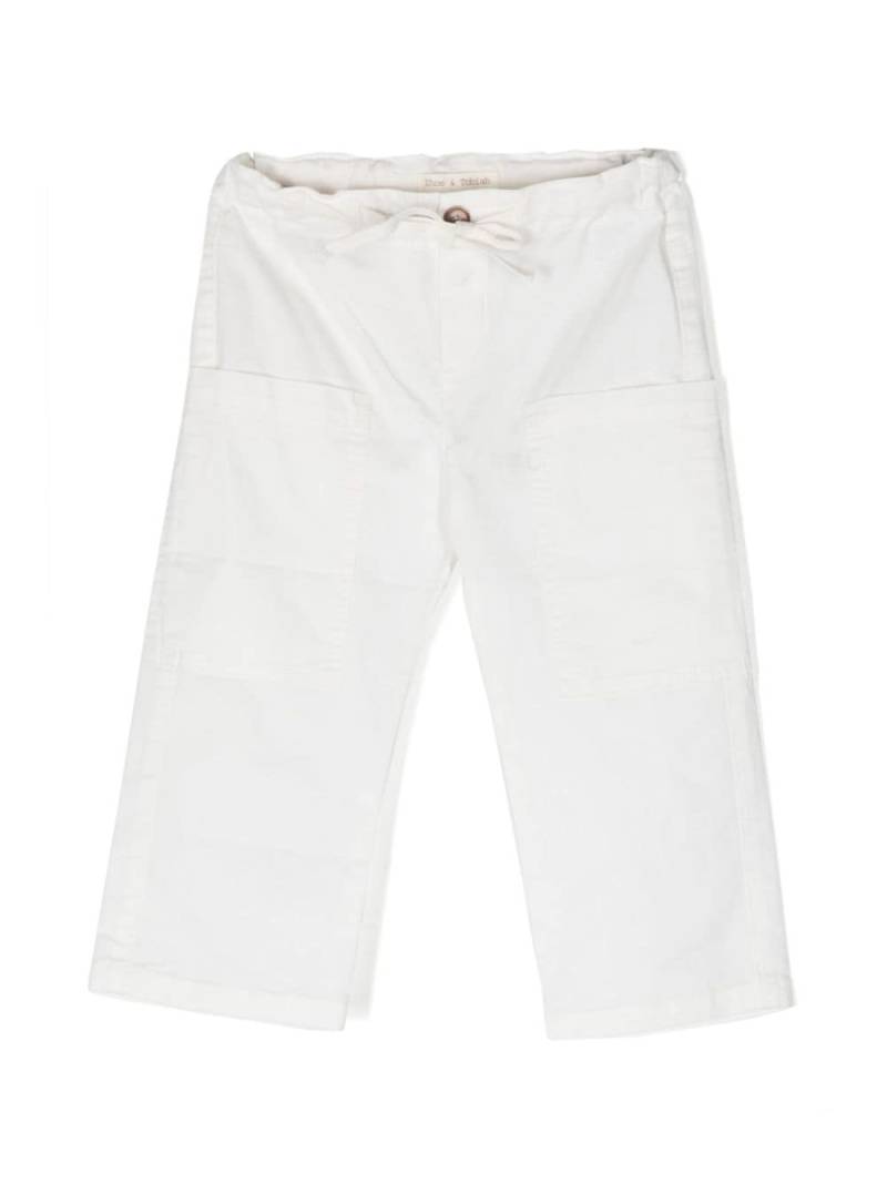 Zhoe & Tobiah logo-detail cotton trousers - White von Zhoe & Tobiah