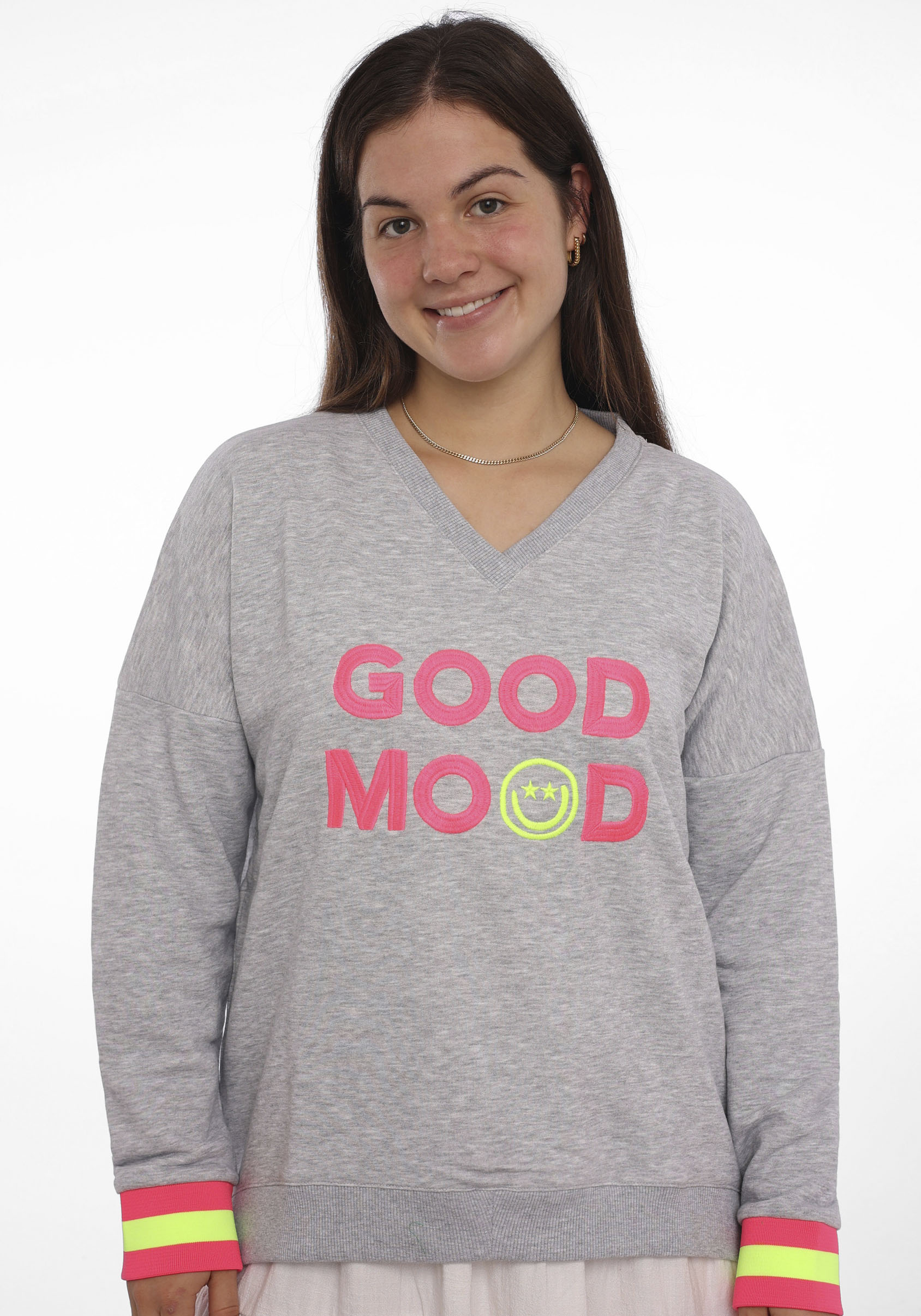 Zwillingsherz Sweatshirt, mit aufgesticktem Smiley und "Good Mood"-Schriftzug Zwillingsherz Sweatshirt, mit aufgesticktem Smiley und "Good Mood"-Schriftzug von Zwillingsherz