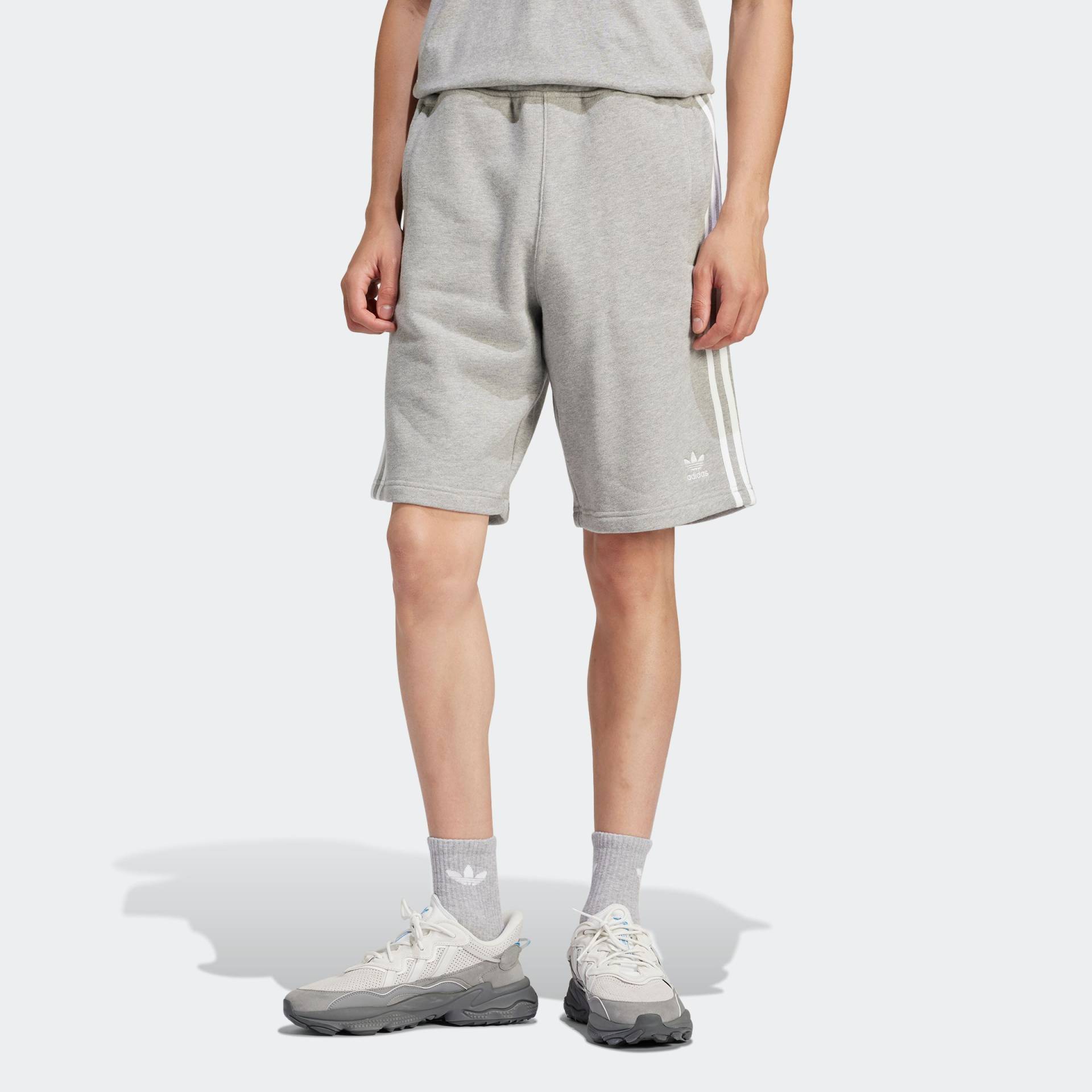 adidas Originals Shorts »3-STRIPE SHORT«, (1 tlg.), Drei Streifen Sweat Shorts aus weichem French-Terry Material von adidas Originals