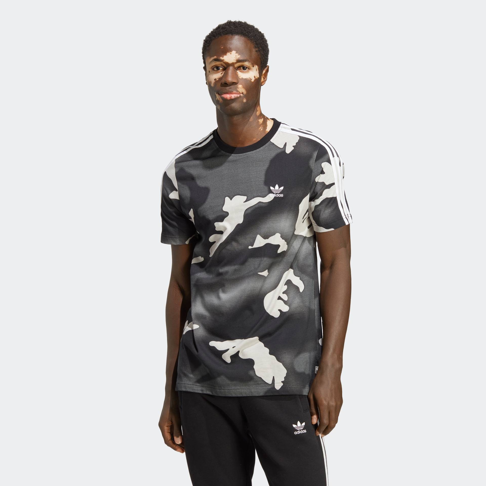 adidas Originals T-Shirt »GRAPHICS CAMO ALLOVER PRINT« von adidas Originals