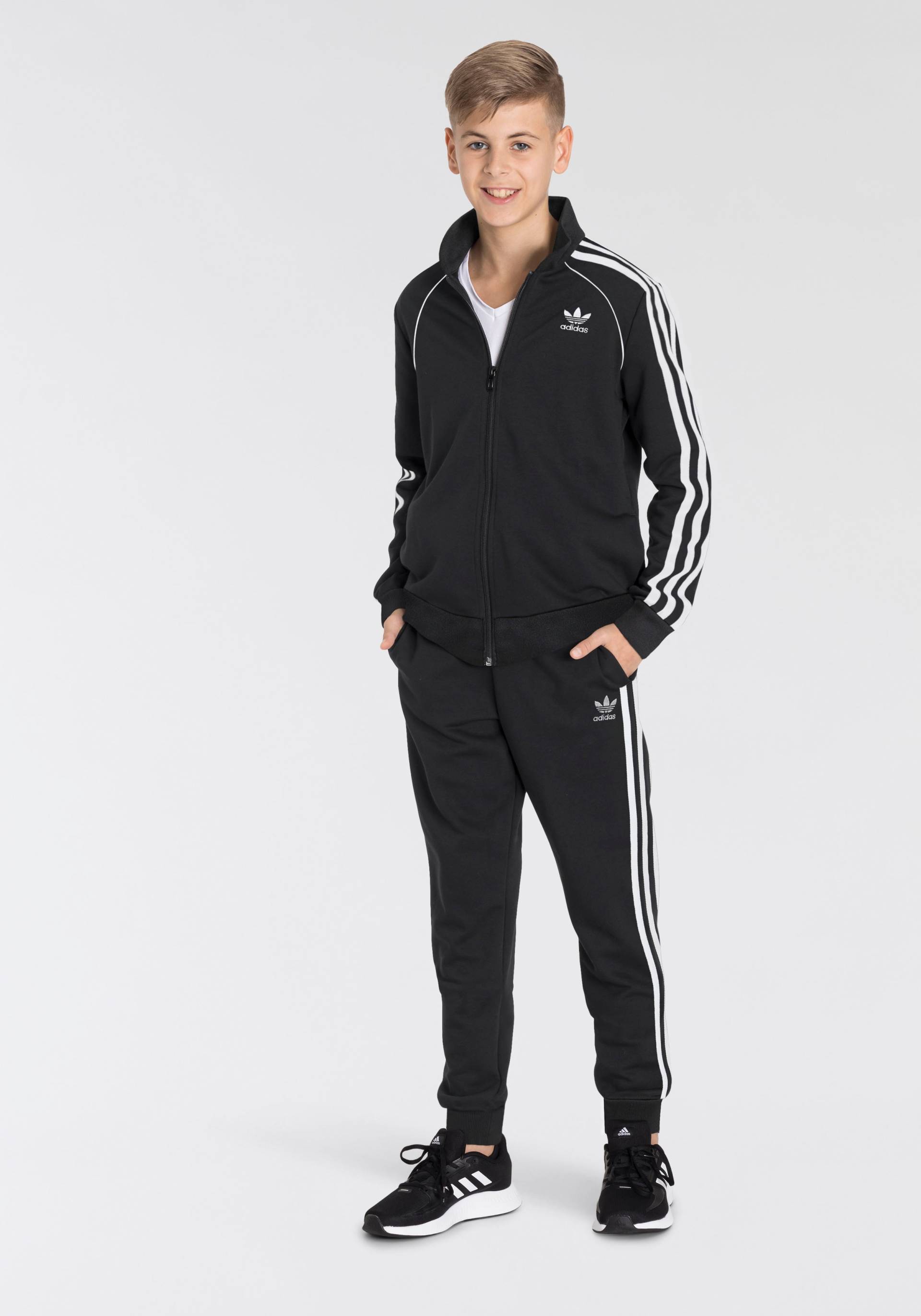 adidas Originals Trainingsanzug »ADICOLOR SST«, (Set, 2 tlg.) von adidas Originals