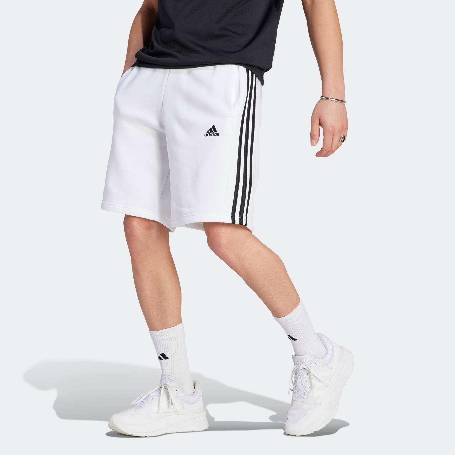 adidas Sportswear Shorts »ESSENTIALS 3-STREIFEN«, (1 tlg.) von adidas Sportswear