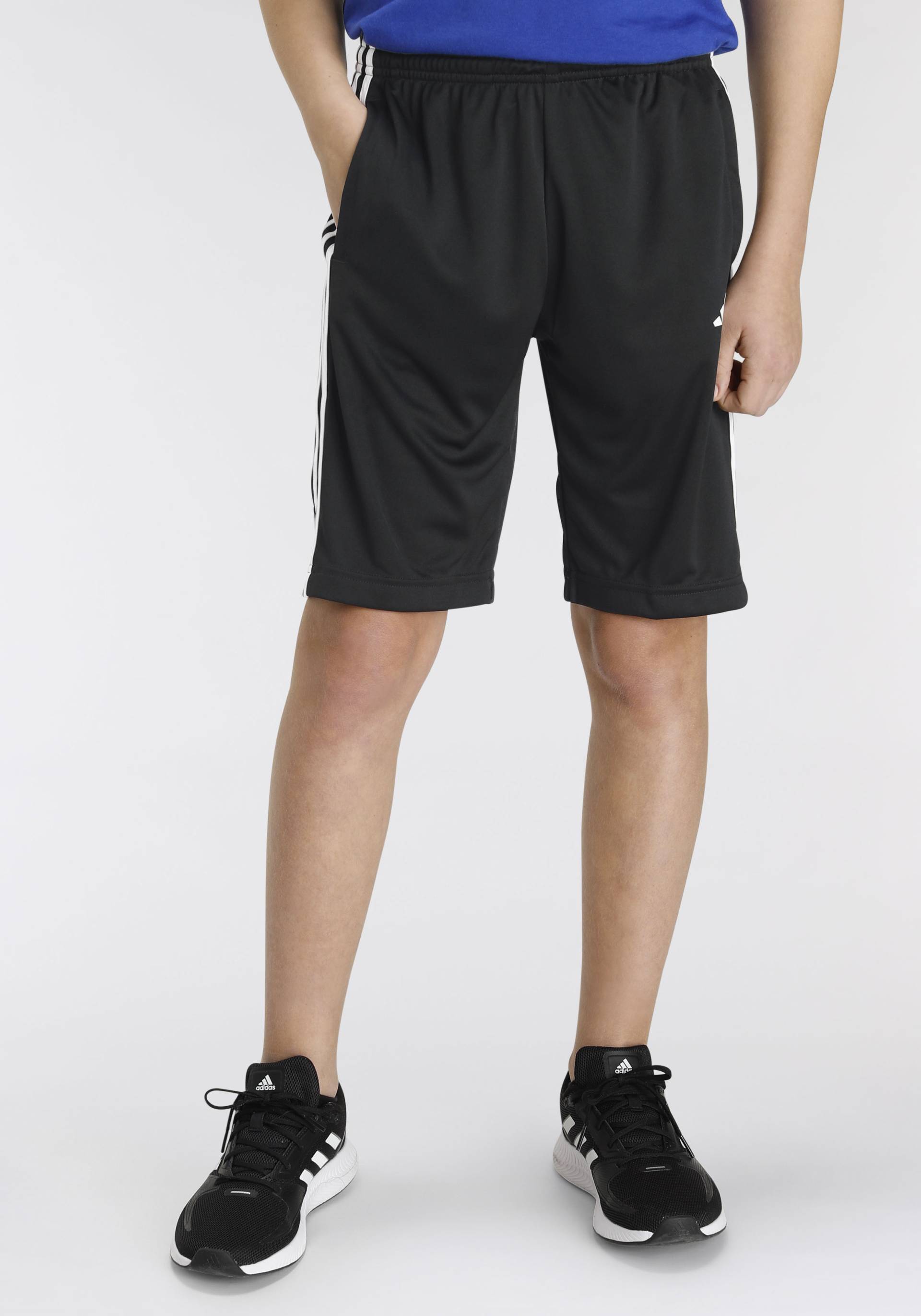 adidas Sportswear Shorts »TRAIN ESSENTIALS AEROREADY 3-STREIFEN REGULAR-FIT«, (1 tlg.) adidas Sportswear Shorts »TRAIN ESSENTIALS AEROREADY 3-STREIFEN REGULAR-FIT«, (1 tlg.) von adidas Sportswear