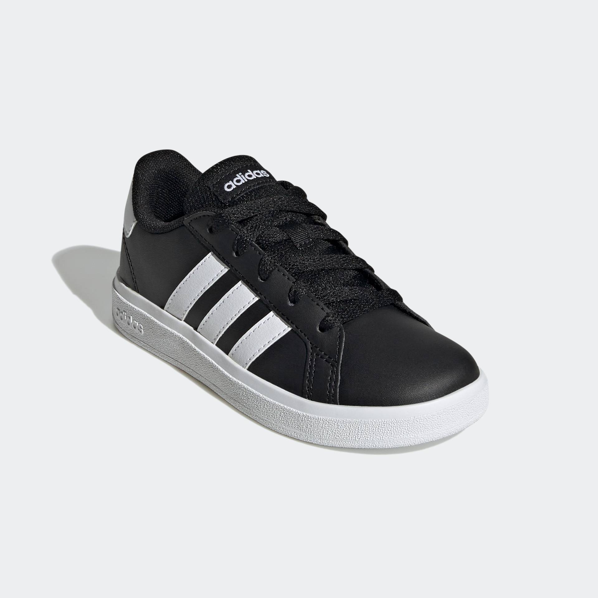 adidas Sportswear Sneaker »GRAND COURT LIFESTYLE TENNIS LACE-UP«, Design auf den Spuren des adidas Superstar adidas Sportswear Sneaker »GRAND COURT LIFESTYLE TENNIS LACE-UP«, Design auf den Spuren des adidas Superstar von adidas Sportswear