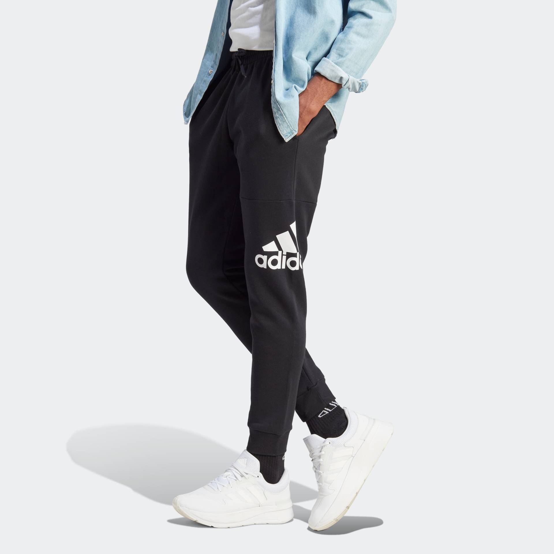 adidas Sportswear Sporthose »ESSENTIALS TAPERED CUFF BIG LOGO HOSE«, (1 tlg.) von adidas Sportswear