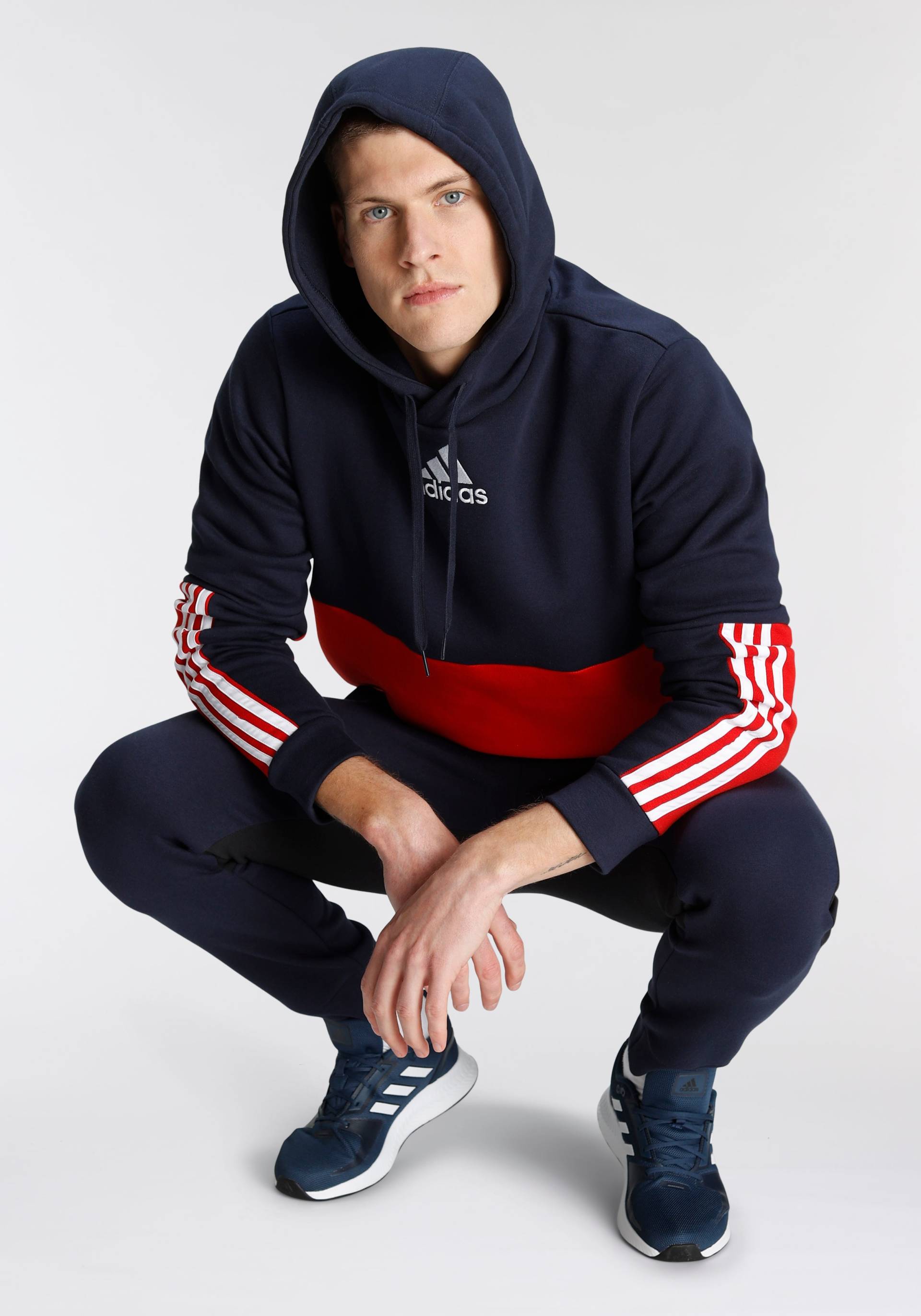 adidas Sportswear Kapuzensweatshirt »ESSENTIALS COLORBLOCK FLEECE HOODIE« von adidas Sportswear