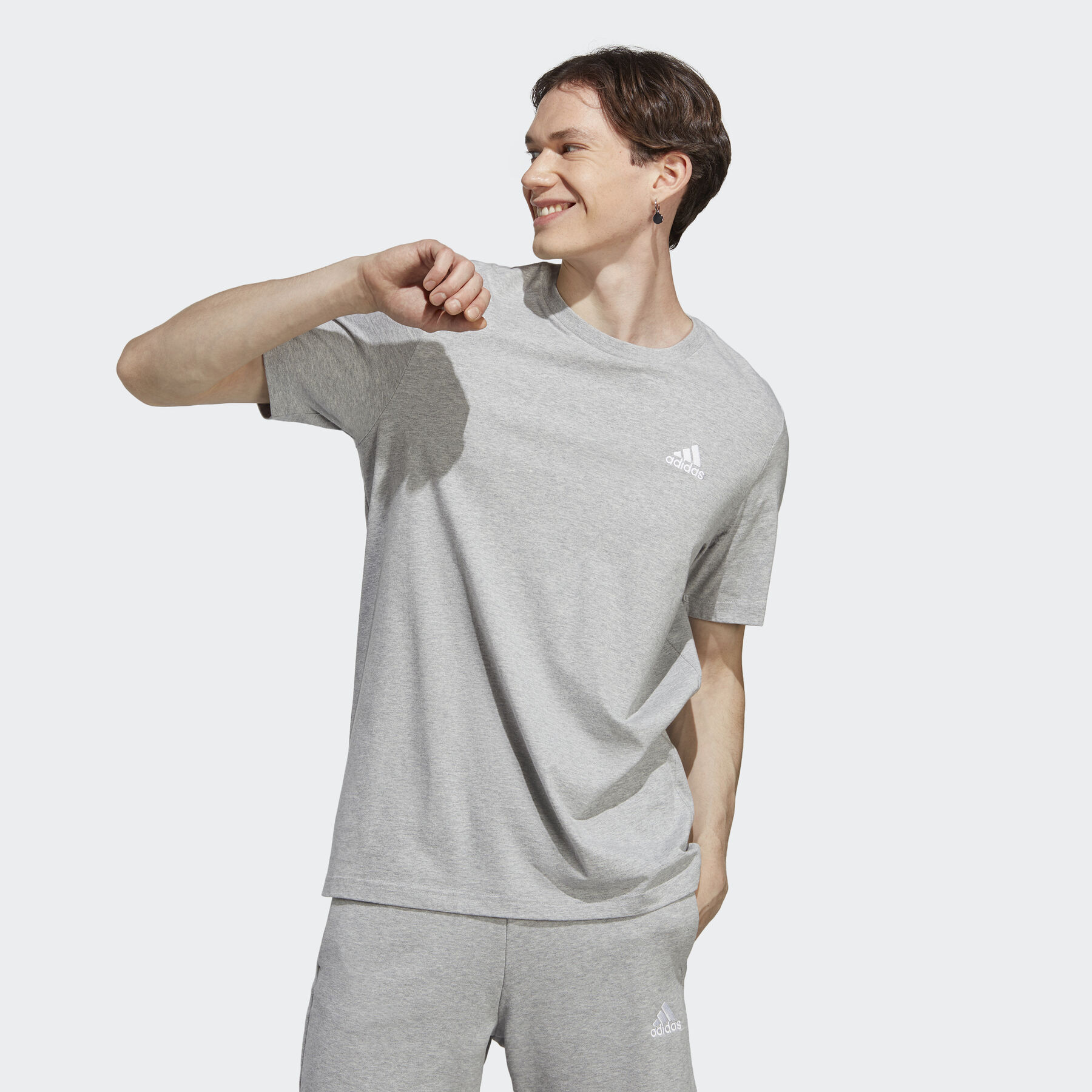 adidas Sportswear T-Shirt »ESSENTIALS SINGLE JERSEY EMBROIDERED SMALL LOGO« von adidas Sportswear