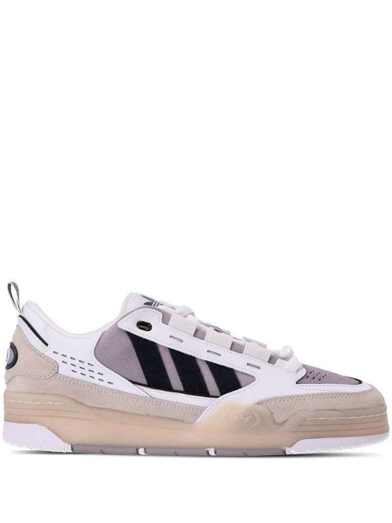 adidas ADI2000 lace-up sneakers - White von adidas