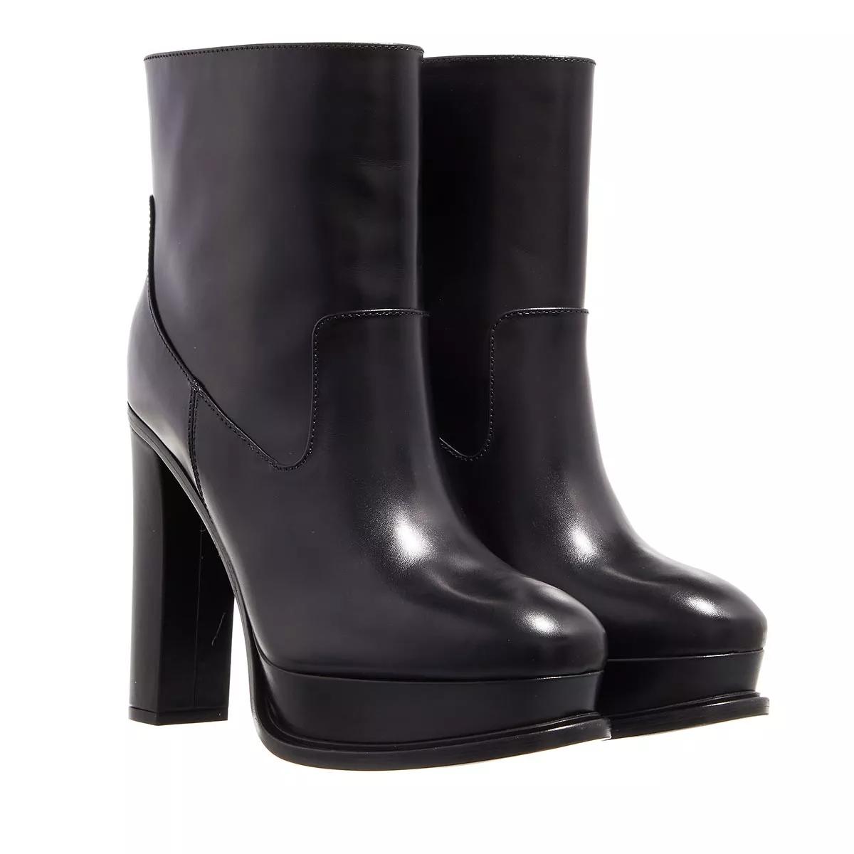 Alexander McQueen Boots & Stiefeletten - Leather Heeled Boot - Gr. 36 (EU) - in Schwarz - für Damen von alexander mcqueen