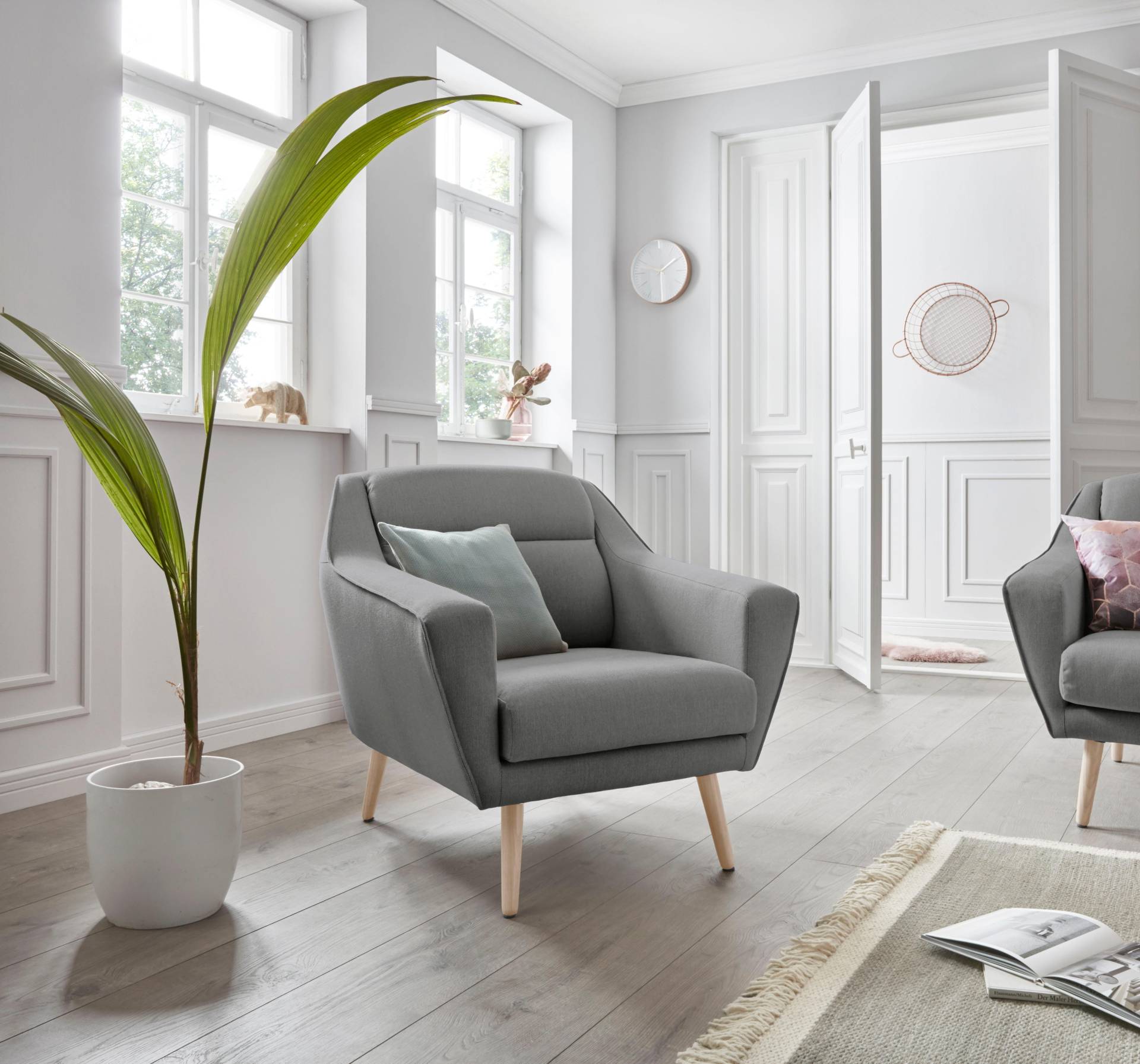 andas Sessel »Bille«, mit Naht im Rückenkissen und Eiche-Beinen, Design by Morten Georgsen andas Sessel »Bille«, mit Naht im Rückenkissen und Eiche-Beinen, Design by Morten Georgsen von andas