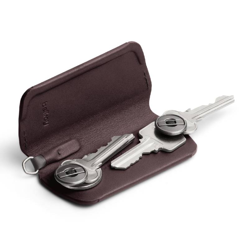 Key Cover Plus in Deep Plum von bellroy