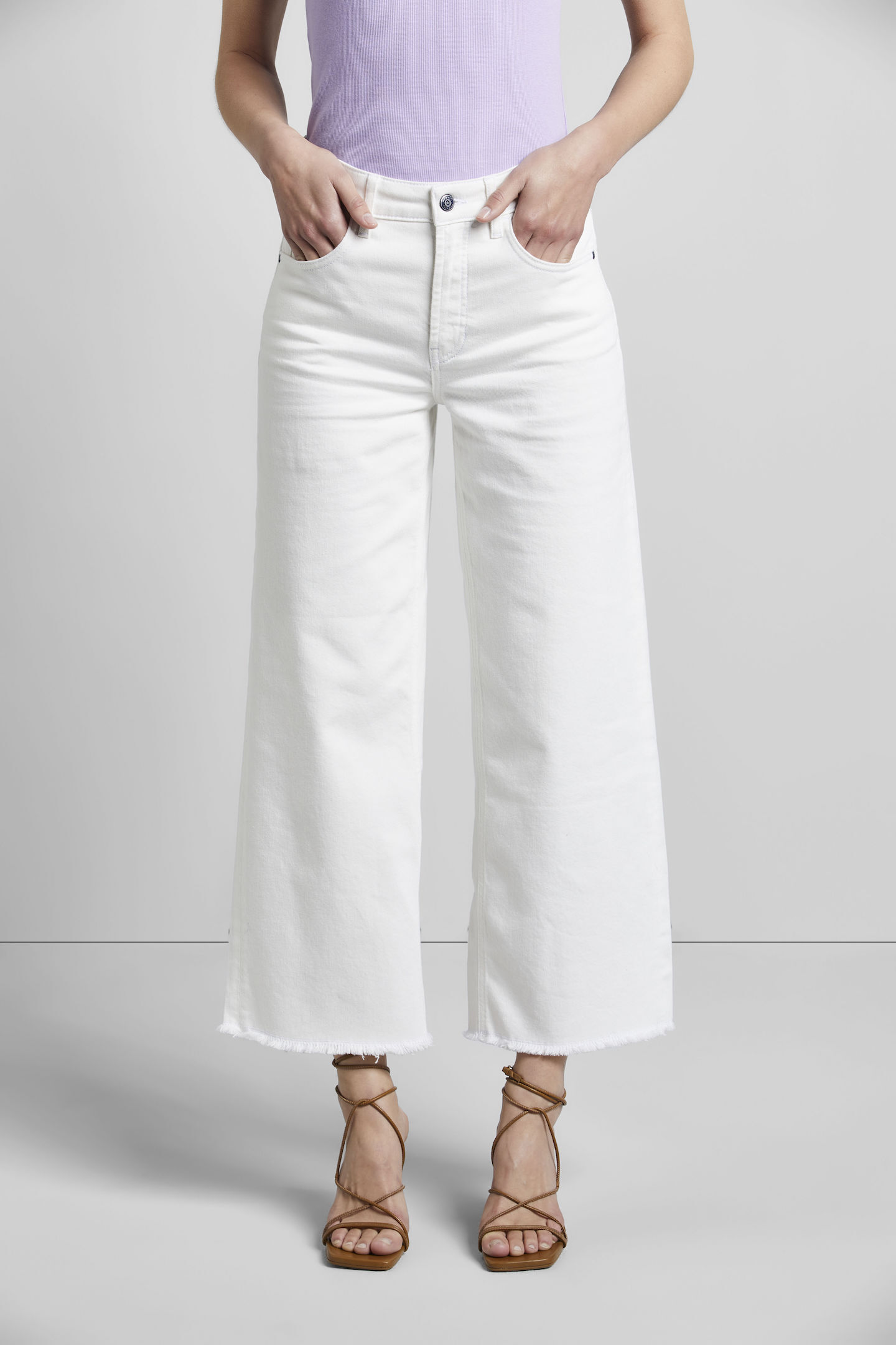 bugatti 5-Pocket-Jeans, im Culotte-Style bugatti 5-Pocket-Jeans, im Culotte-Style von bugatti