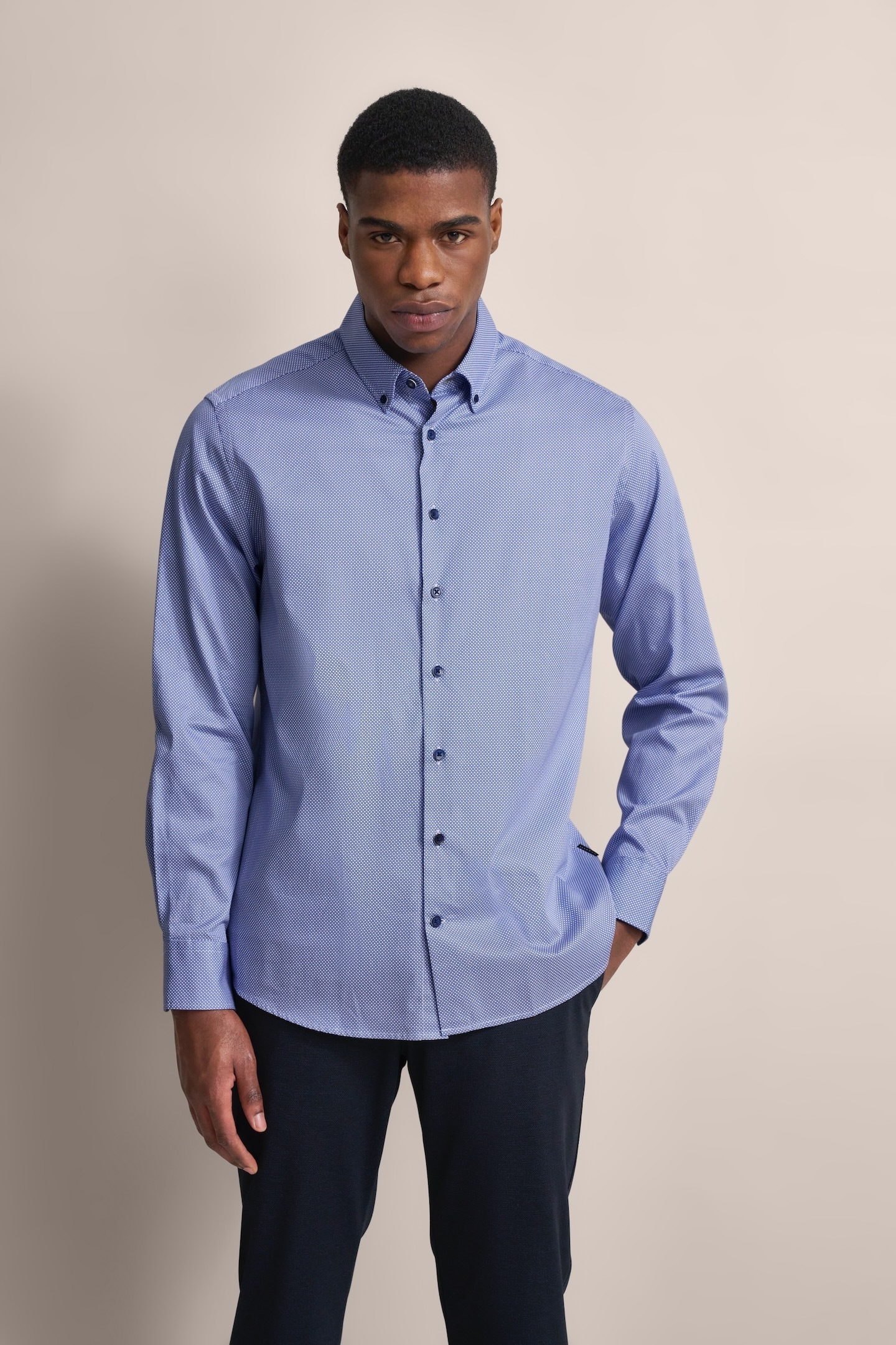 bugatti Langarmhemd, aus feinem Satin bugatti Langarmhemd, aus feinem Satin von bugatti