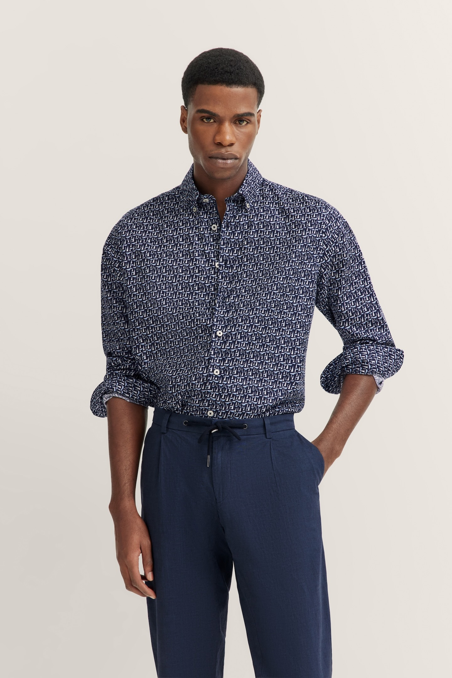 bugatti Langarmhemd, mit Button-Down-Kragen bugatti Langarmhemd, mit Button-Down-Kragen von bugatti