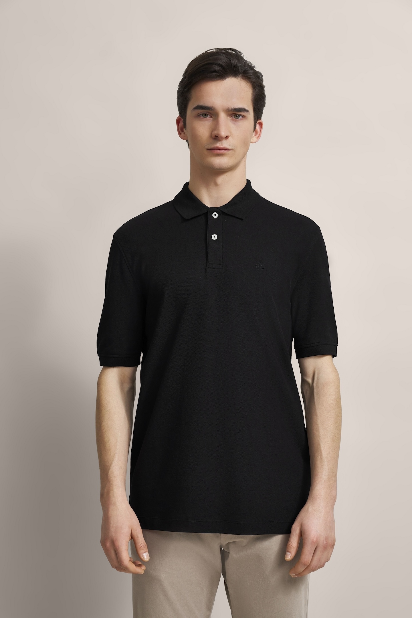 bugatti Poloshirt, mit körpernaher Passform bugatti Poloshirt, mit körpernaher Passform von bugatti