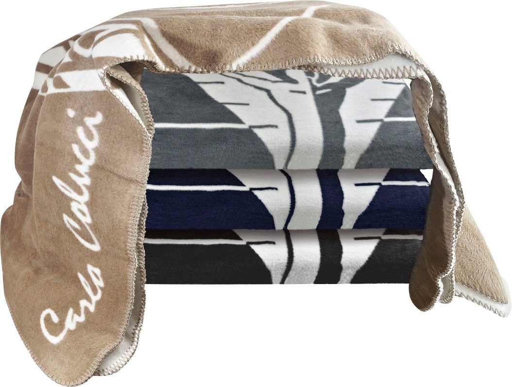 CARLO COLUCCI Wohndecke »Raphaela«, Ikarus Logo und Logoschriftzug, Kuscheldecke CARLO COLUCCI Wohndecke »Raphaela«, Ikarus Logo und Logoschriftzug, Kuscheldecke von carlo colucci