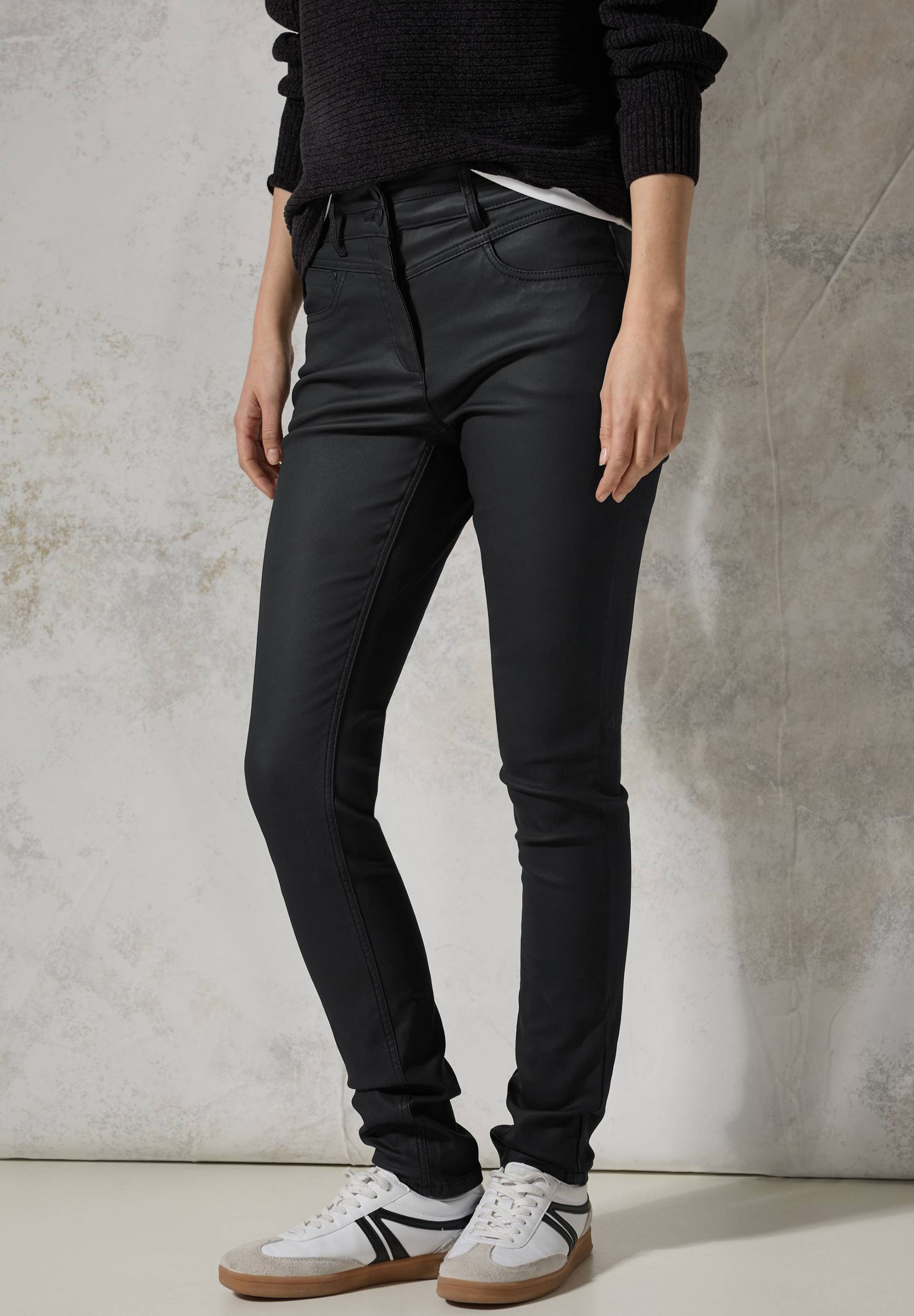Cecil Stoffhose »Style Vicky«, beschichtet, im 5-Pocket-Stil Cecil Stoffhose »Style Vicky«, beschichtet, im 5-Pocket-Stil von cecil