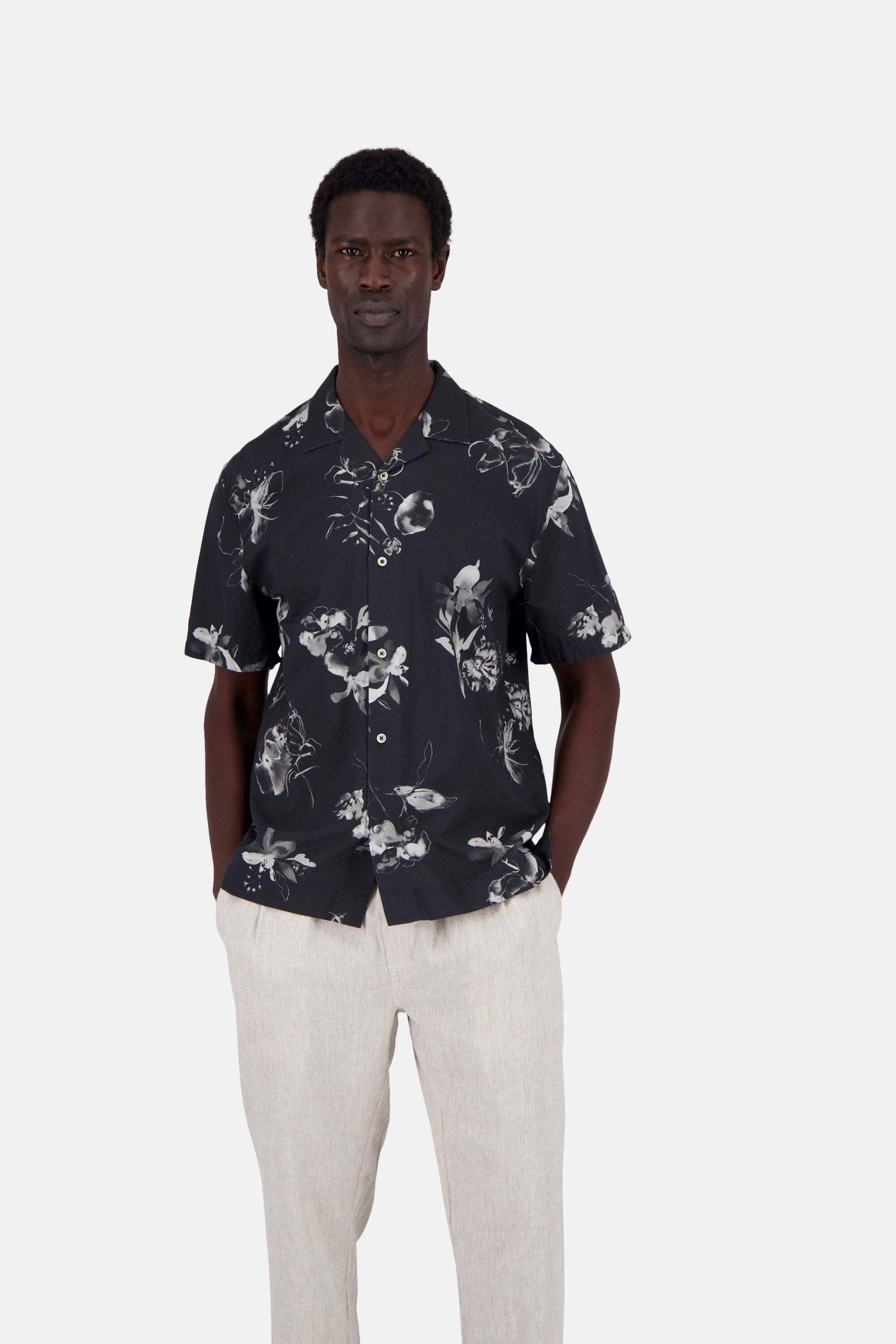 colours & sons Kurzarmhemd »colours & sons Kurzarmhemd Shirt-Printed« colours & sons Kurzarmhemd »colours & sons Kurzarmhemd Shirt-Printed« von colours & sons