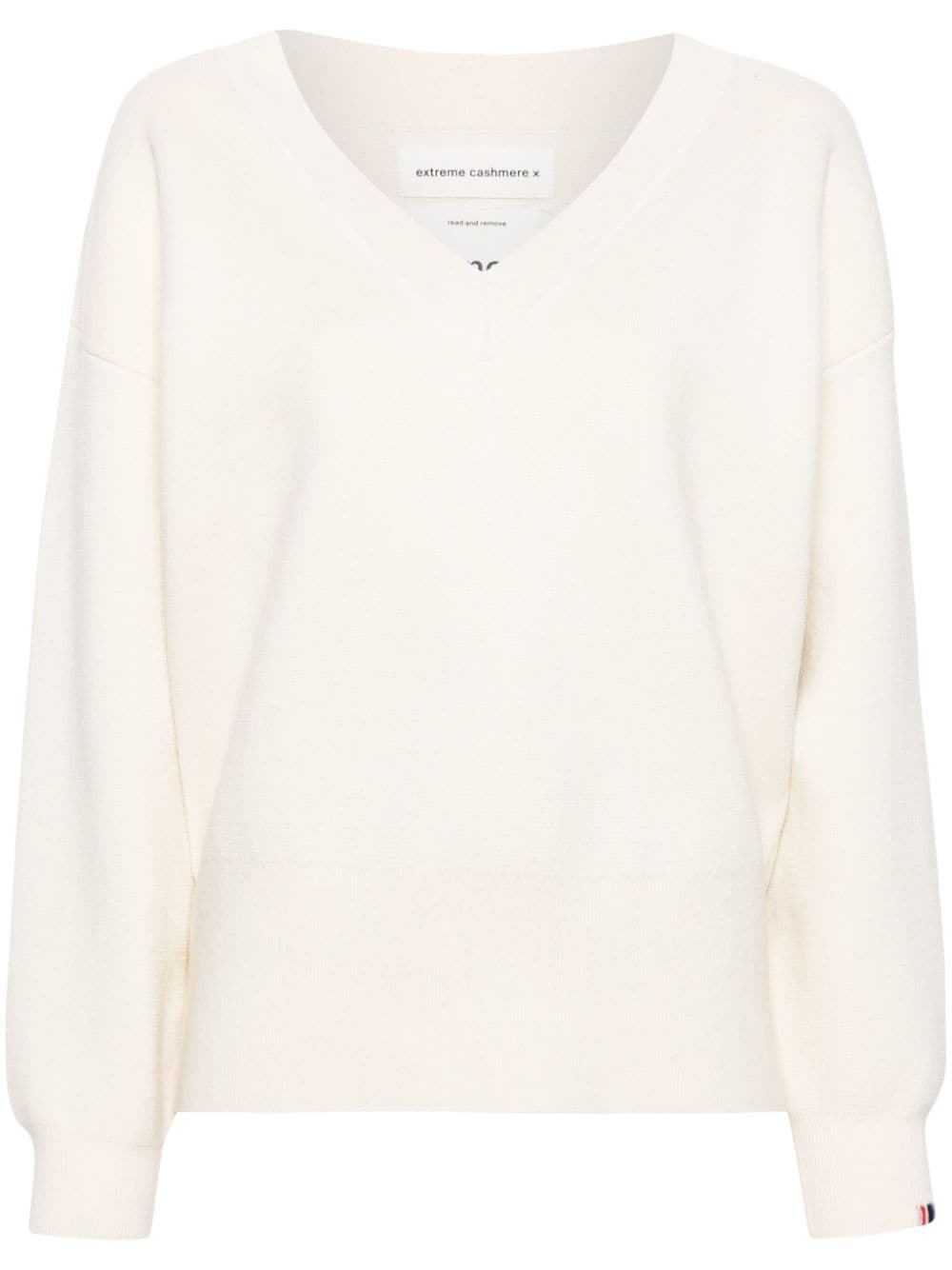 extreme cashmere V-neck cashmere jumper - Neutrals von extreme cashmere