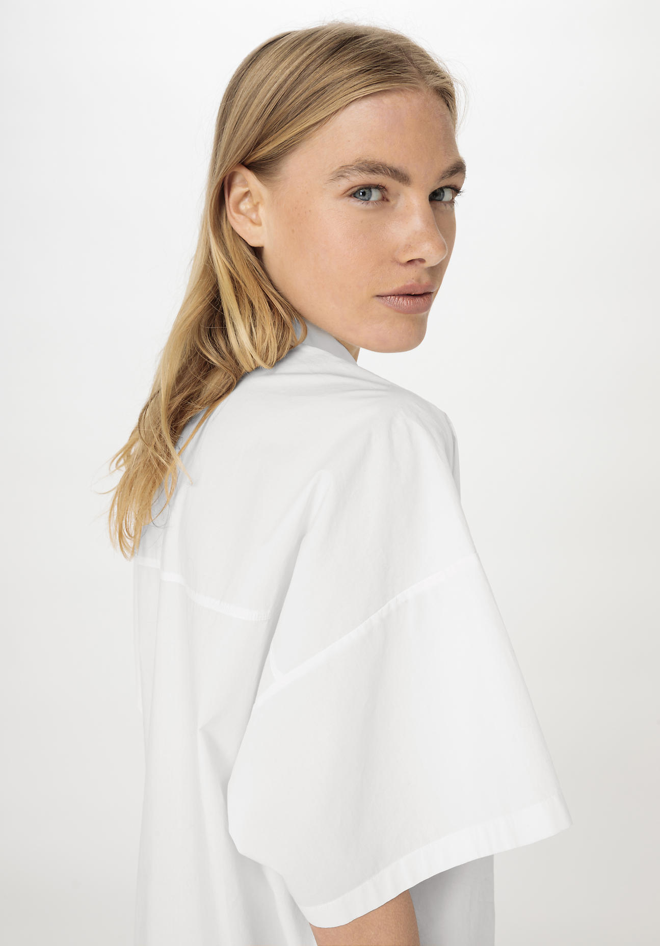 hessnatur Damen Brushed Popeline Bluse Oversize aus Bio-Baumwolle - weiß GrösseL von hessnatur