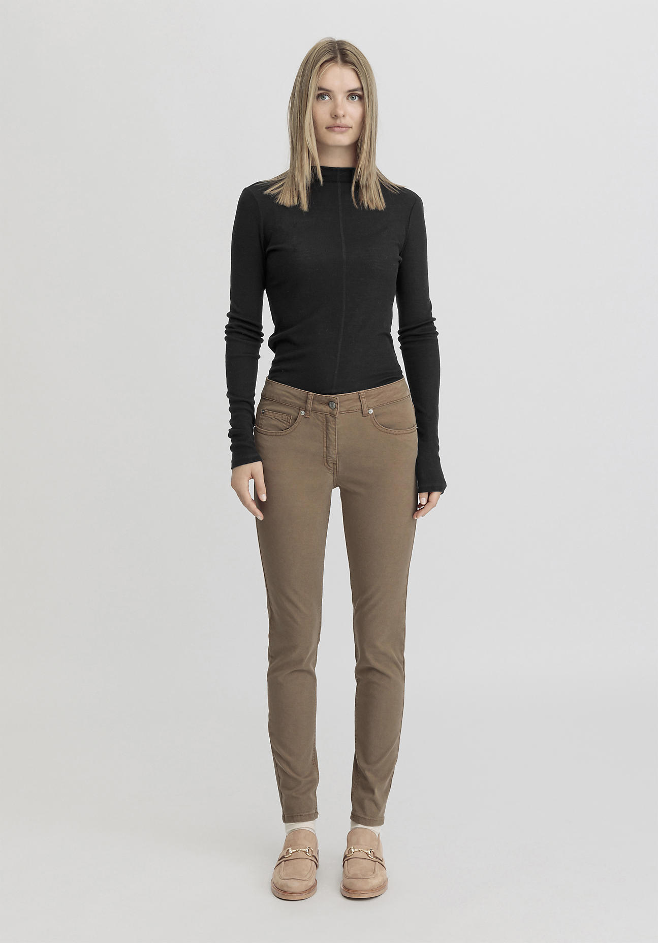 hessnatur Damen Five-Pocket Hose Skinny aus TENCEL™ Lyocell mit Bio-Baumwolle - braun Grösse46 von hessnatur