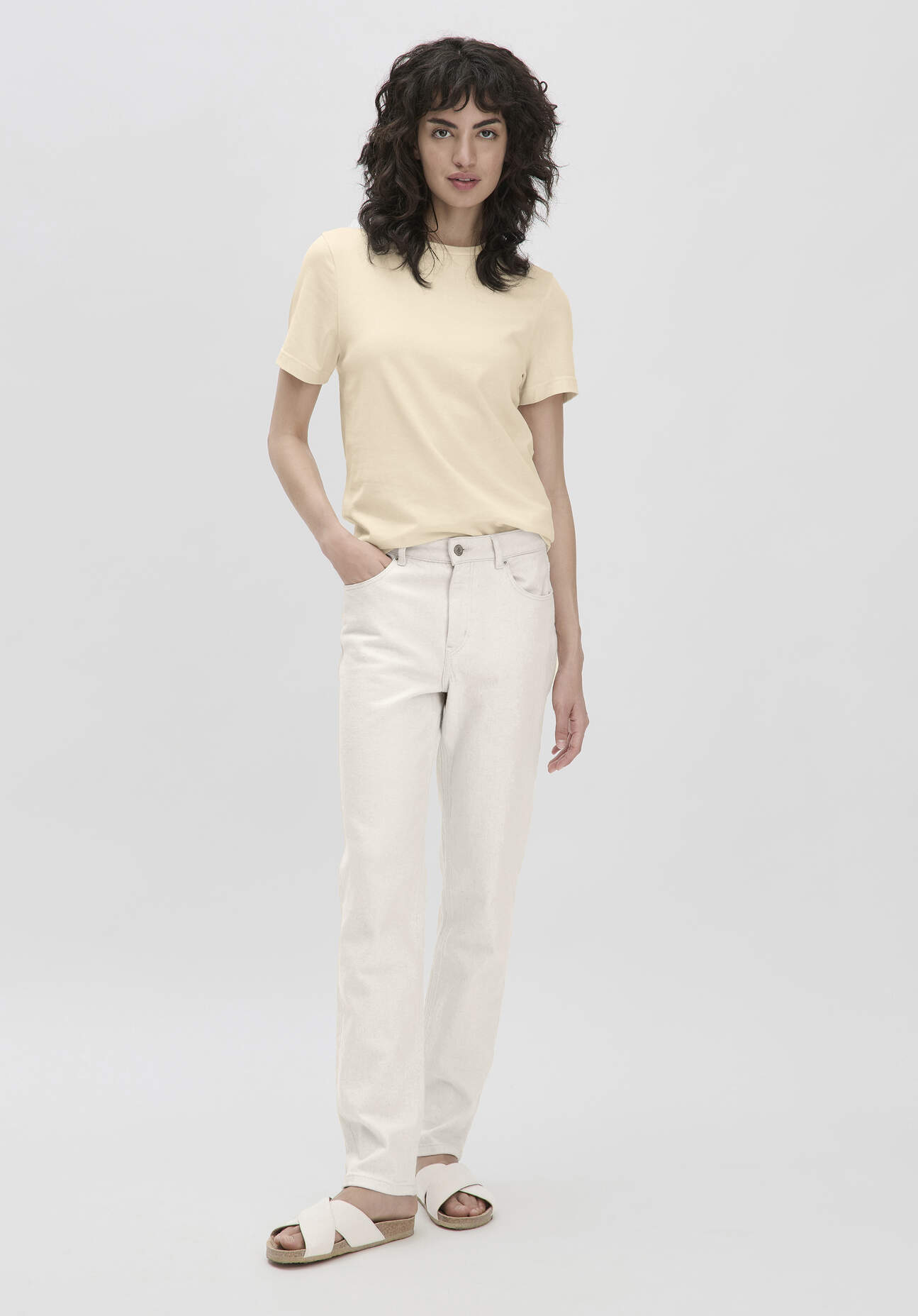 hessnatur Damen Jeans HANNA High Rise Mom aus Bio-Denim mit Hanf - naturfarben Grösse26/30 hessnatur Damen Jeans HANNA High Rise Mom aus Bio-Denim mit Hanf - naturfarben Grösse26/30 von hessnatur