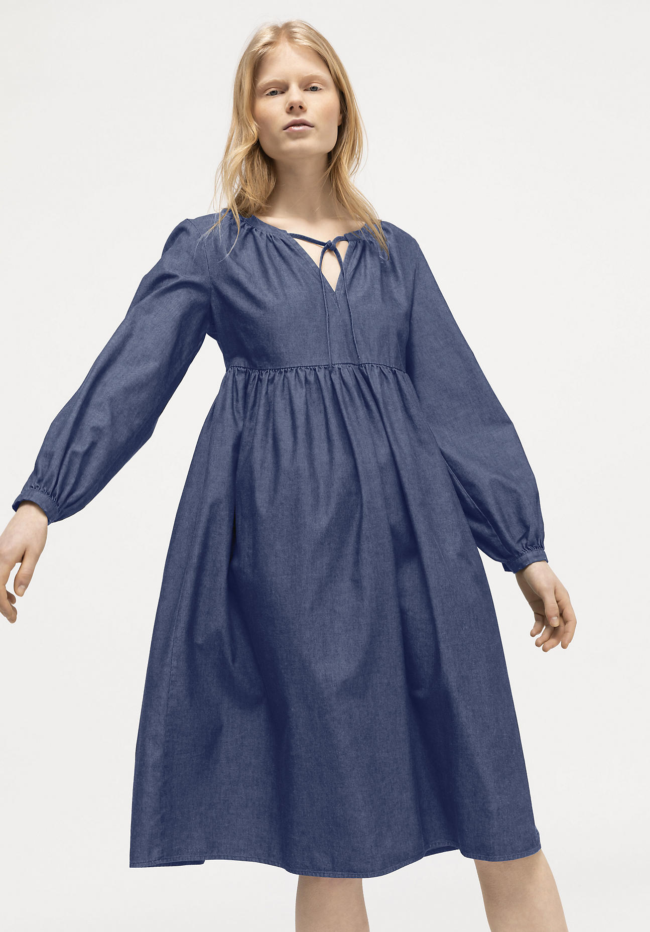 hessnatur Damen Jeanskleid aus Bio-Baumwolle - blau Grösse36 von hessnatur