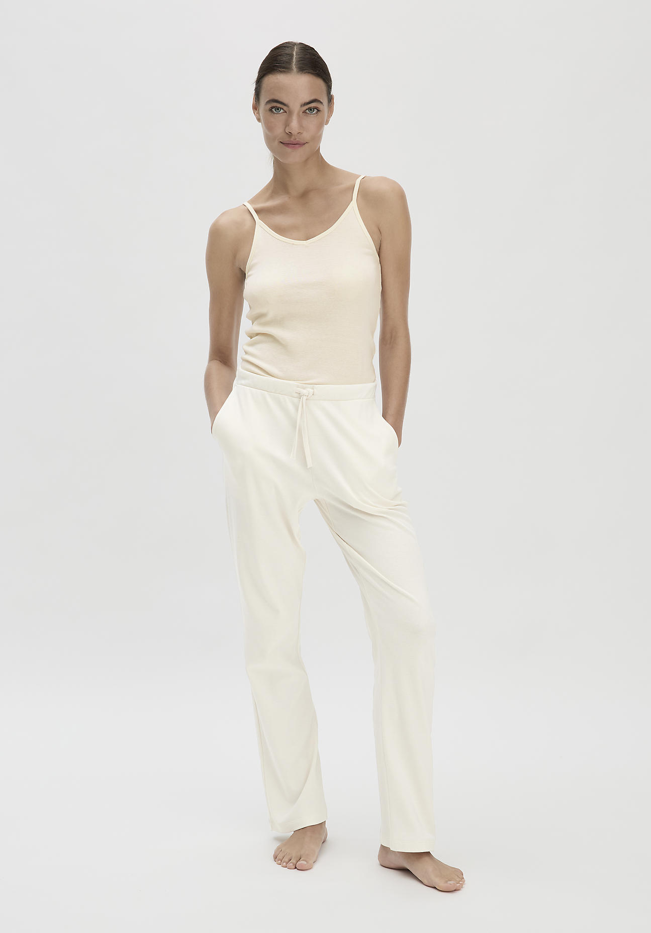 hessnatur Damen Schlafhose Regular PURE NATURE aus Bio-Baumwolle - naturfarben Grösse42 hessnatur Damen Schlafhose Regular PURE NATURE aus Bio-Baumwolle - naturfarben Grösse42 von hessnatur