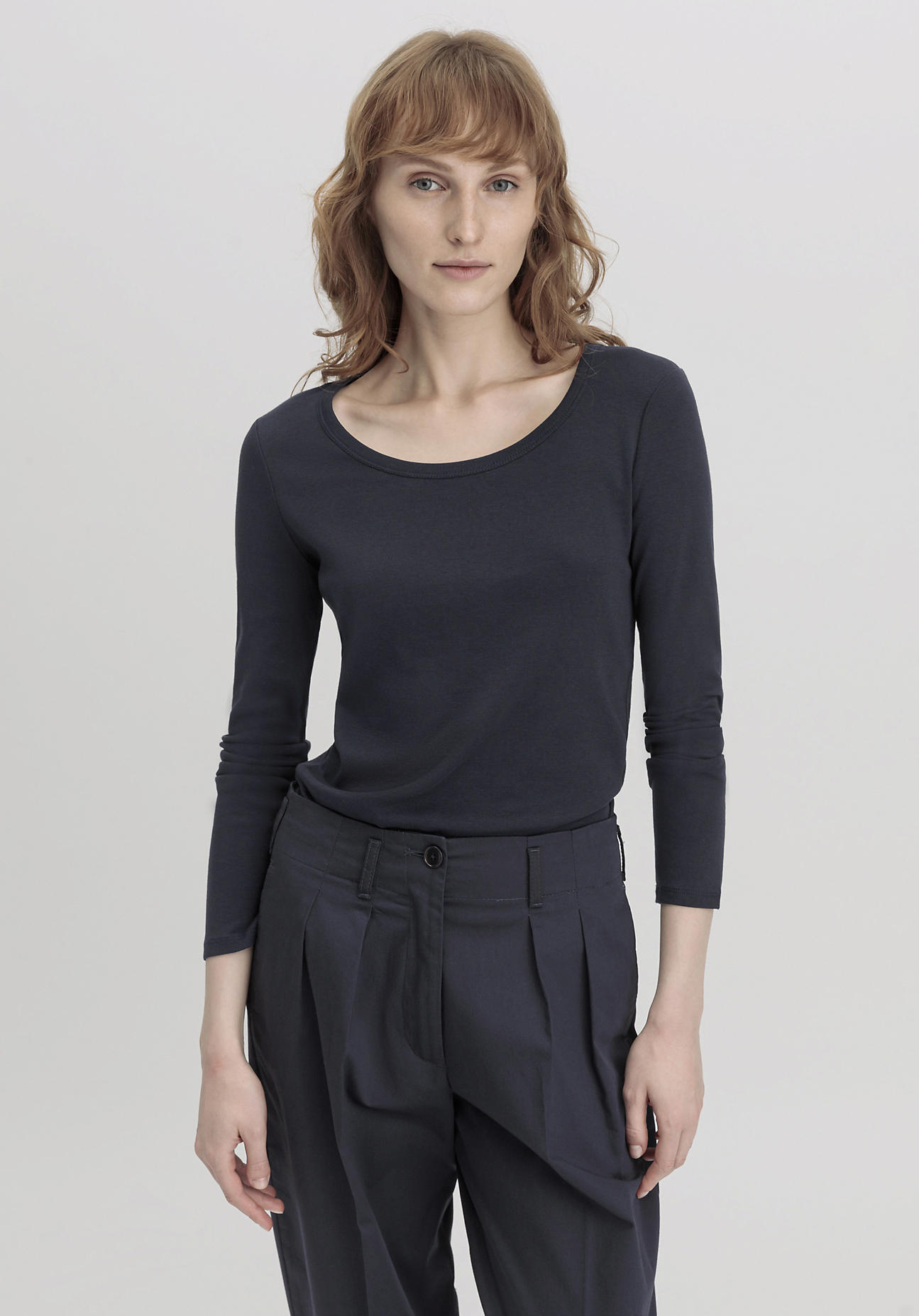 hessnatur Damen Softrib Langarmshirt Slim aus Bio-Baumwolle mit TENCEL™ Modal - blau Grösse42 von hessnatur