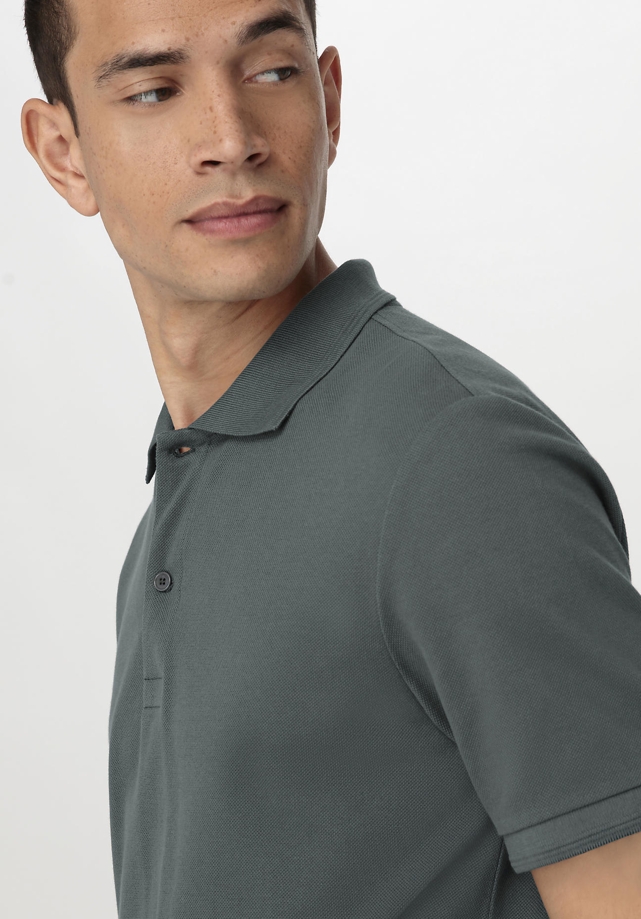 hessnatur Herren Zwirn Polo Shirt Regular aus Bio-Baumwolle - grün Grösse52 von hessnatur