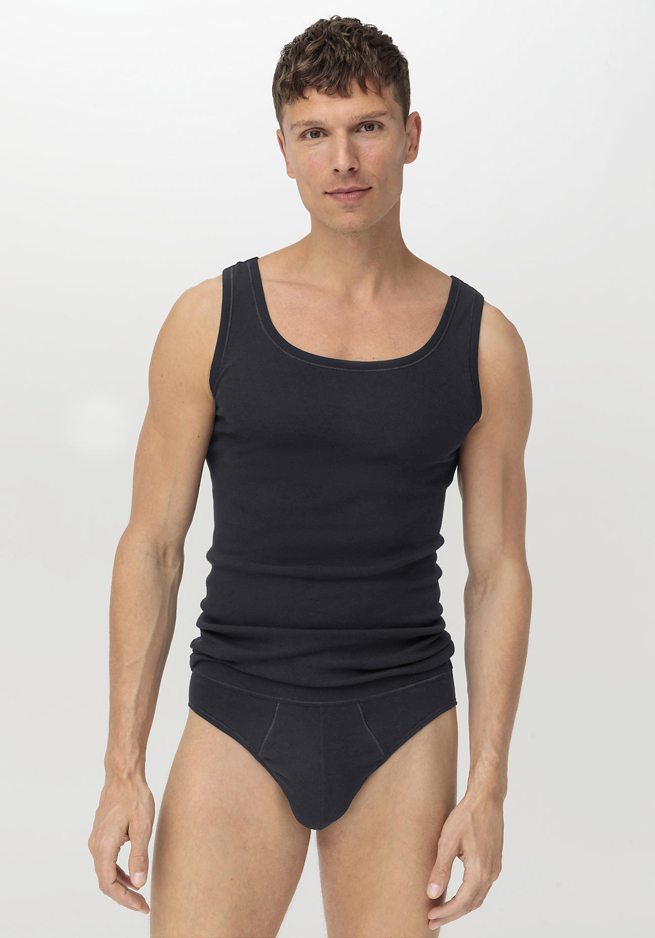 hessnatur Herren Slip Regular Cut im PURE NATURE aus Bio-Baumwolle - schwarz Grösse4 von hessnatur