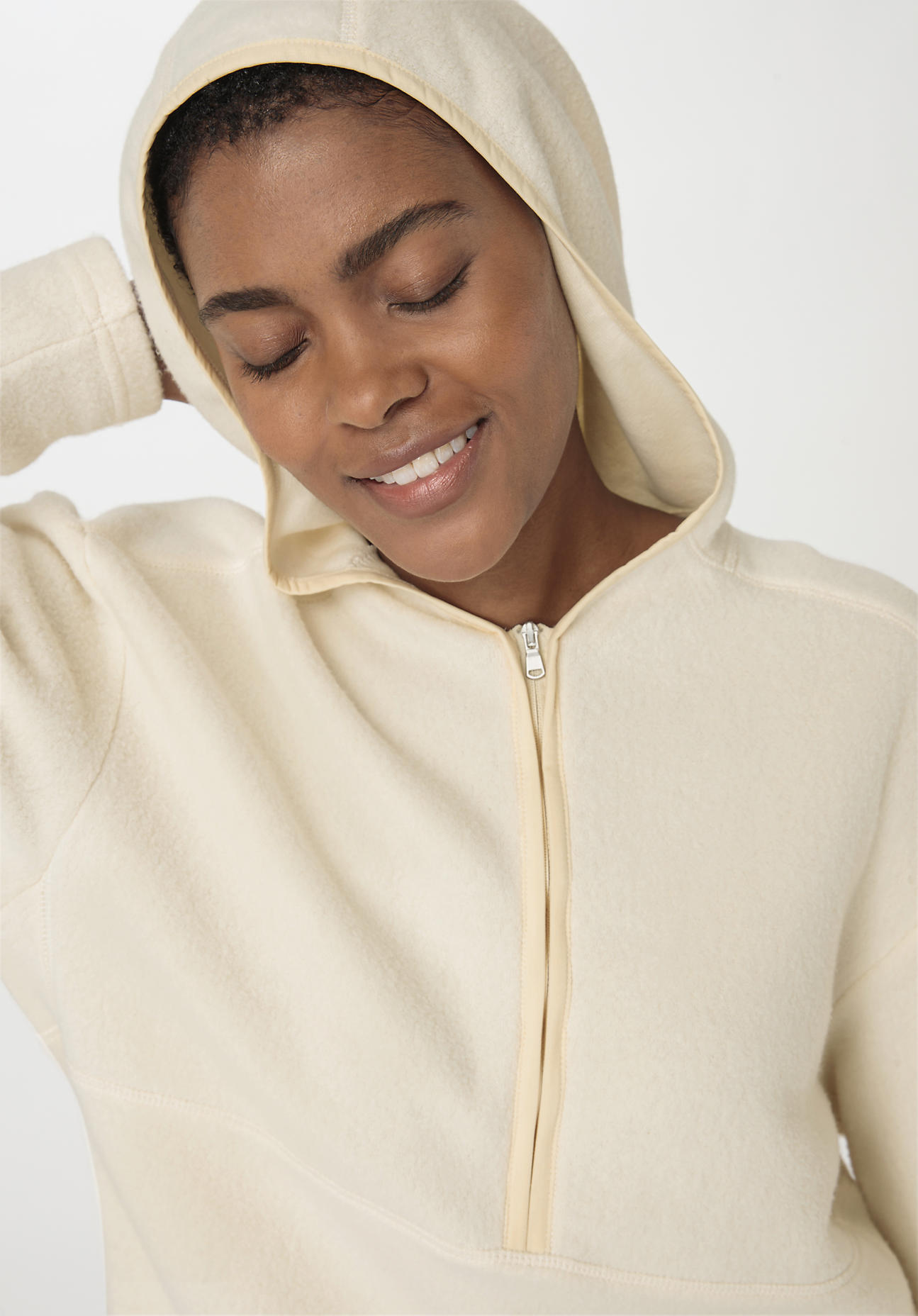 hessnatur Loungewear Fleece Hoodie Relaxed ACTIVE LIGHT aus Bio-Baumwolle - naturfarben GrösseS von hessnatur