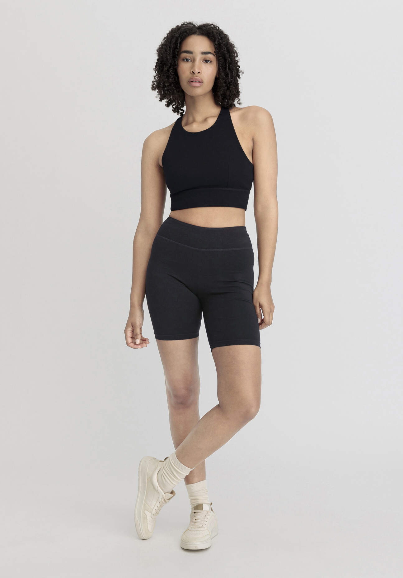 hessnatur Loungewear Shorts Fitted Medium Cut ACTIVE LIGHT aus Bio-Baumwolle - schwarz GrösseL hessnatur Loungewear Shorts Fitted Medium Cut ACTIVE LIGHT aus Bio-Baumwolle - schwarz GrösseL von hessnatur