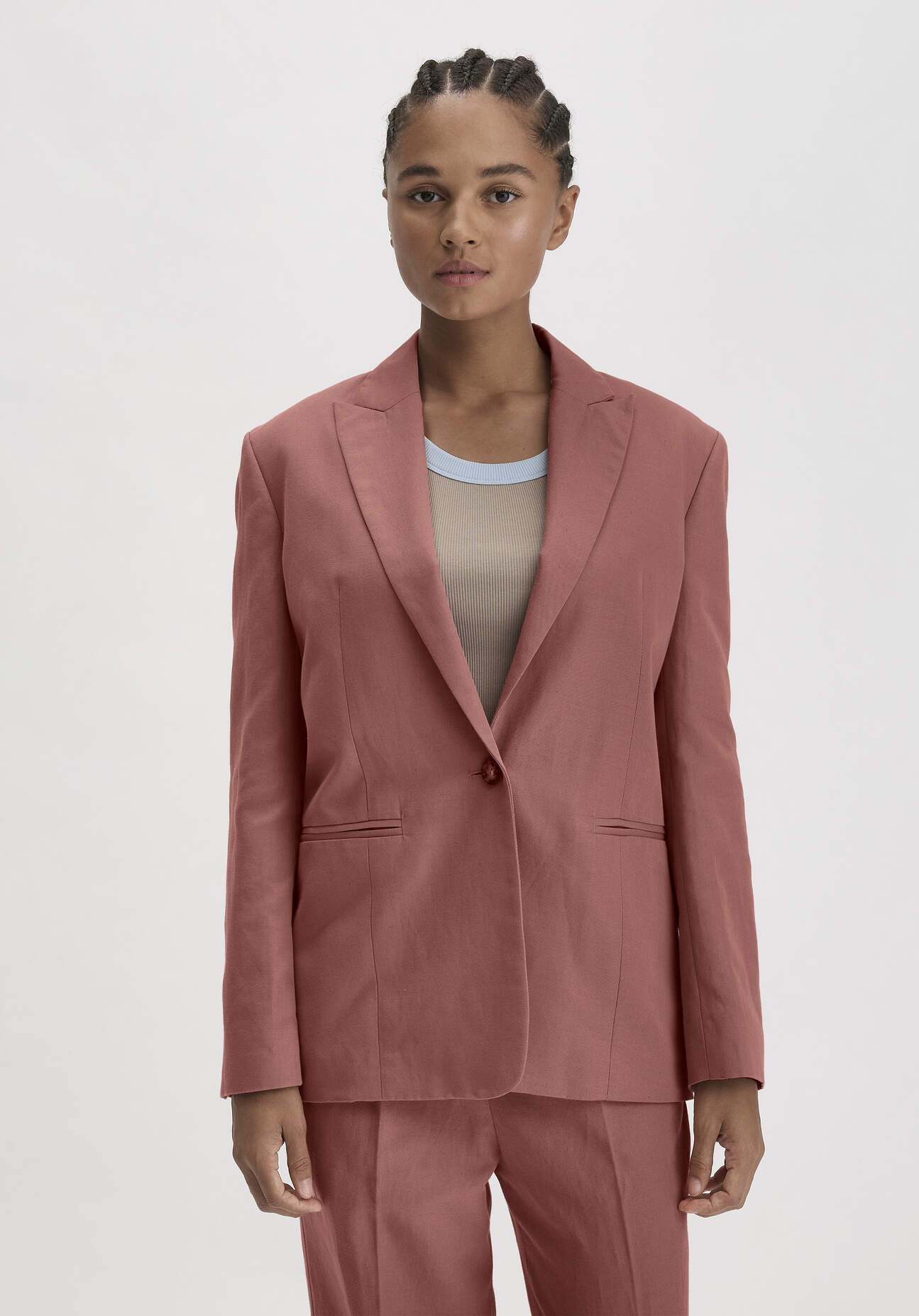 hessnatur Damen Blazer Relaxed aus Bio-Baumwolle mit Leinen - braun Grösse46 von hessnatur