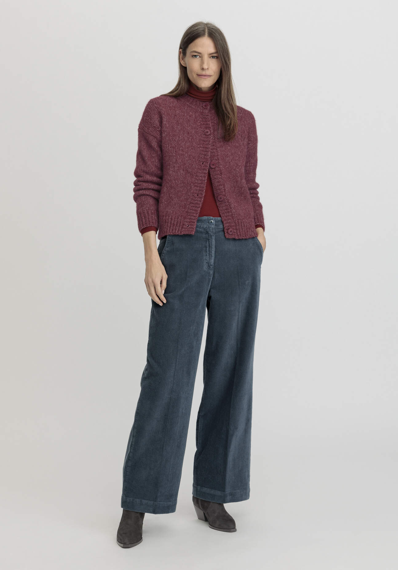 hessnatur Damen Cord Hose Regular aus Bio-Baumwolle - blau Grösse46 von hessnatur