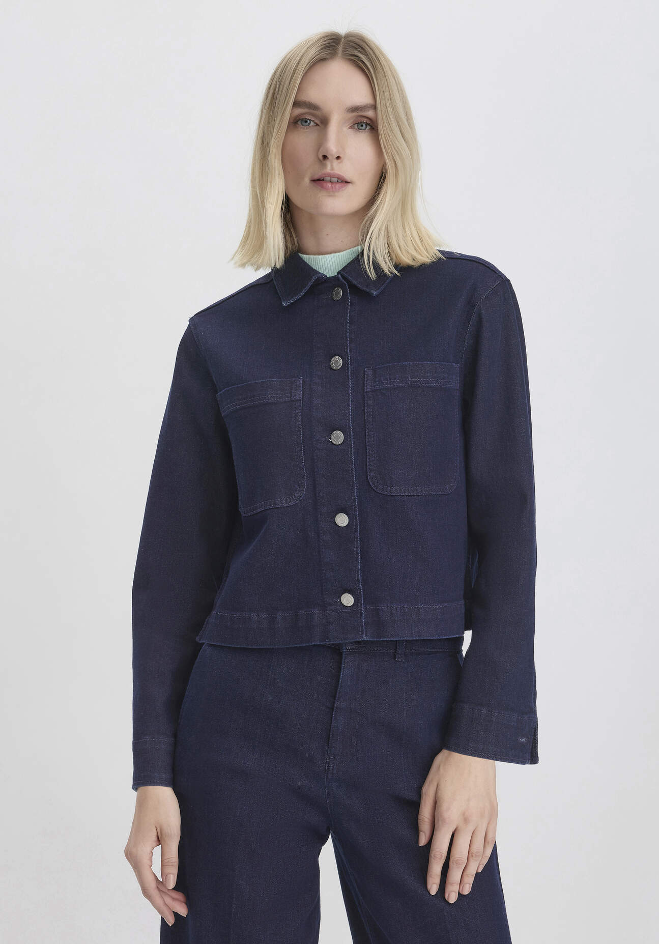hessnatur Damen Jeans Jacke Oversized BETTER RECYCLING aus wertvollem Bio-Denim - blau Grösse38 hessnatur Damen Jeans Jacke Oversized BETTER RECYCLING aus wertvollem Bio-Denim - blau Grösse38 von hessnatur