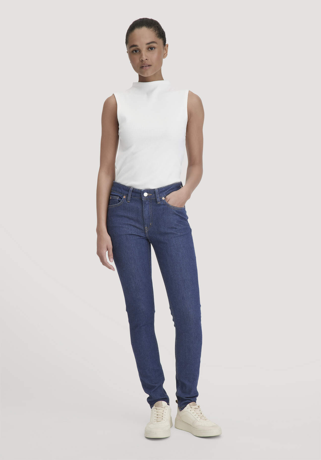 hessnatur Damen Jeans LINA Mid Rise Skinny aus Bio-Denim - blau Grösse26/32 von hessnatur
