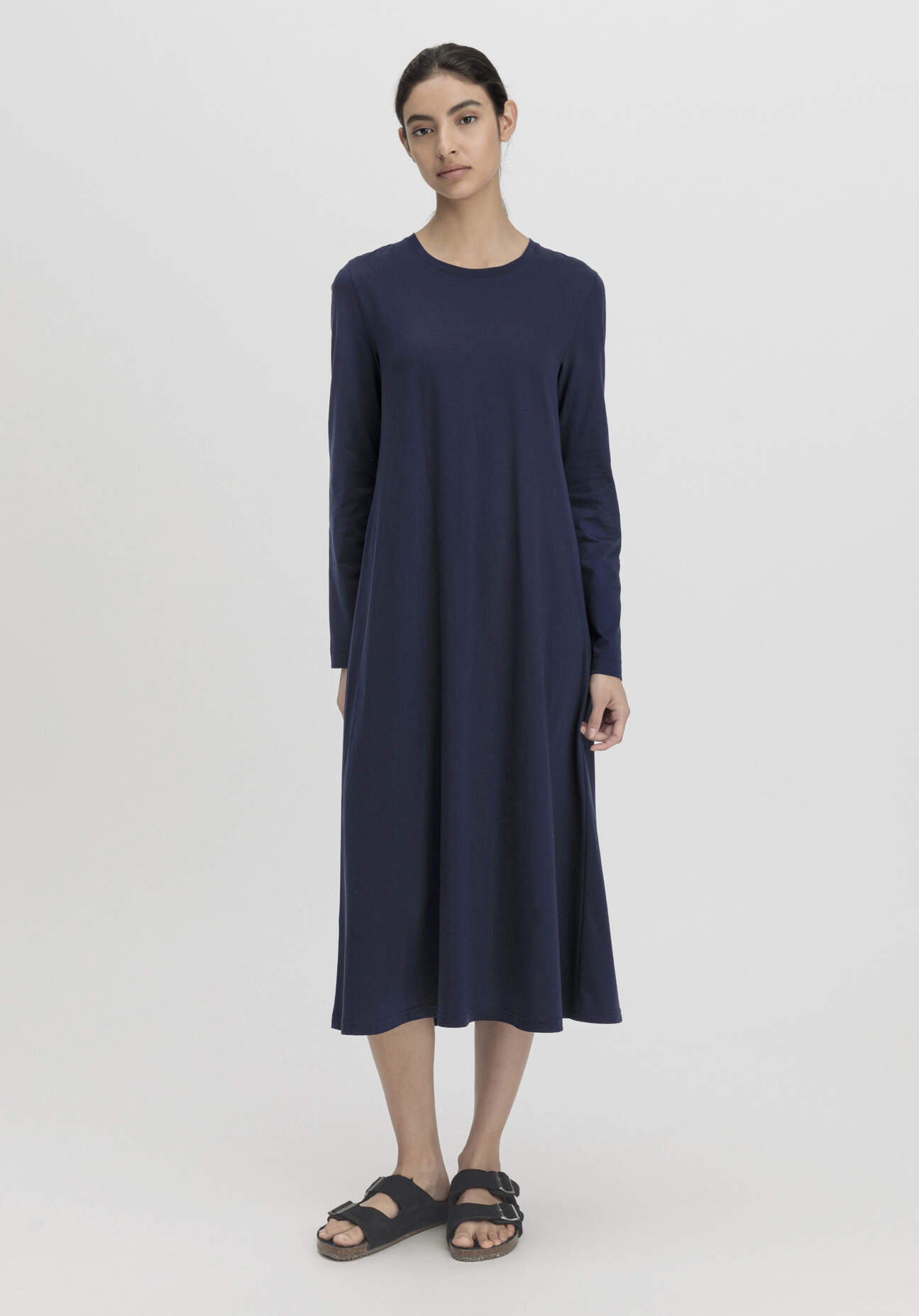hessnatur Damen Langarm Nachthemd Regular PURE COTTON - blau Grösse36 von hessnatur