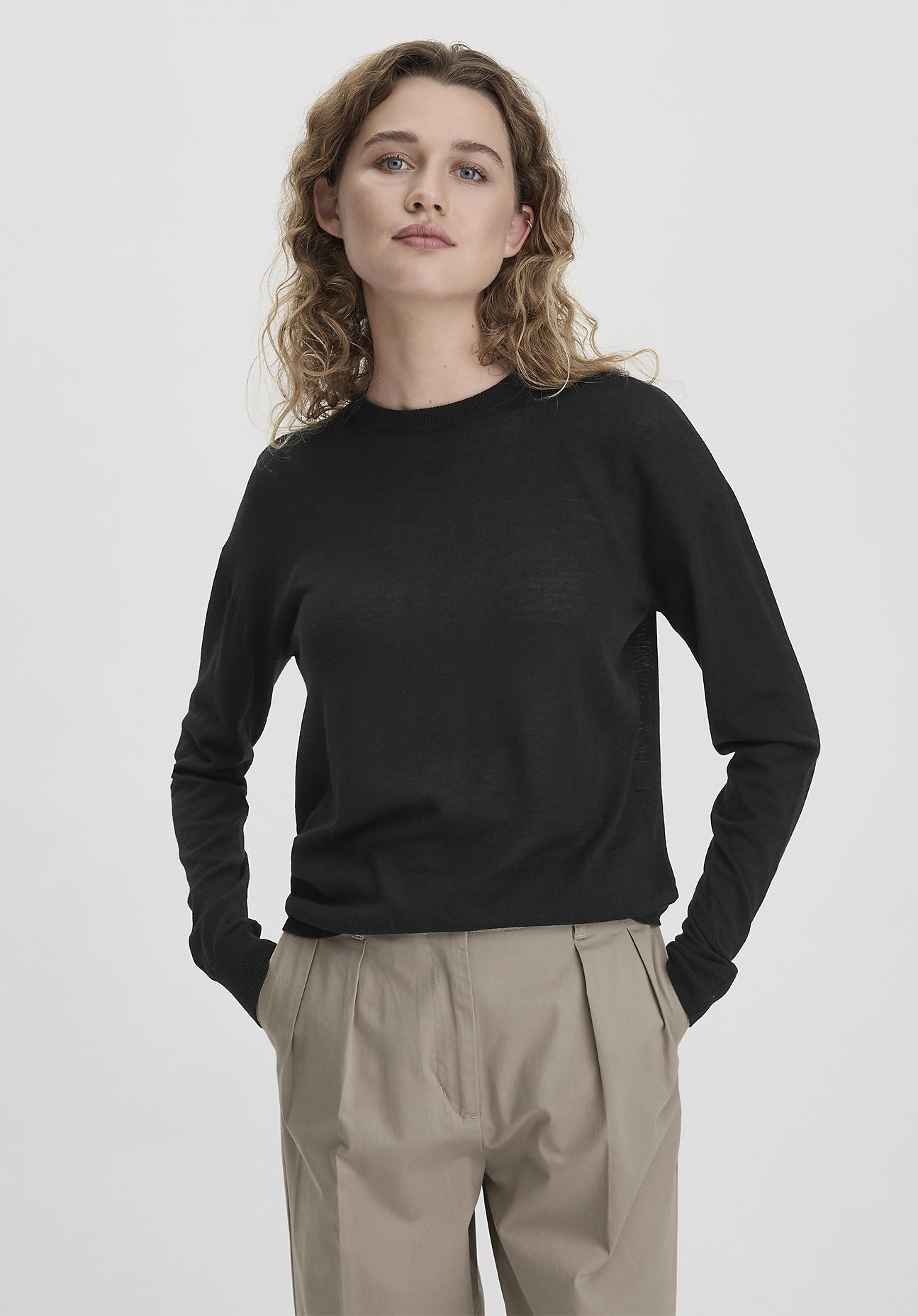 hessnatur Damen Pullover Regular aus Bio-Merinowolle - schwarz Grösse42 hessnatur Damen Pullover Regular aus Bio-Merinowolle - schwarz Grösse42 von hessnatur