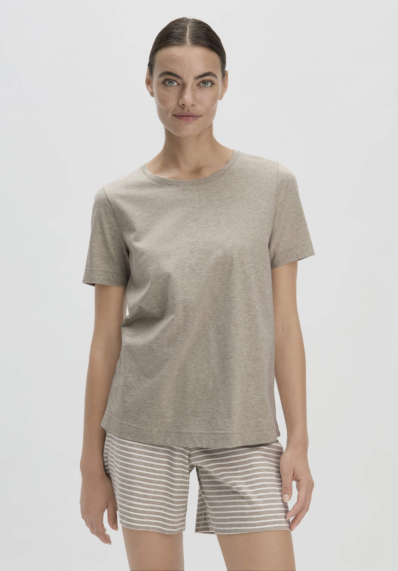 hessnatur Damen Pyjama Relaxed PURE COTTON aus Bio-Baumwolle - beige Grösse46 hessnatur Damen Pyjama Relaxed PURE COTTON aus Bio-Baumwolle - beige Grösse46 von hessnatur