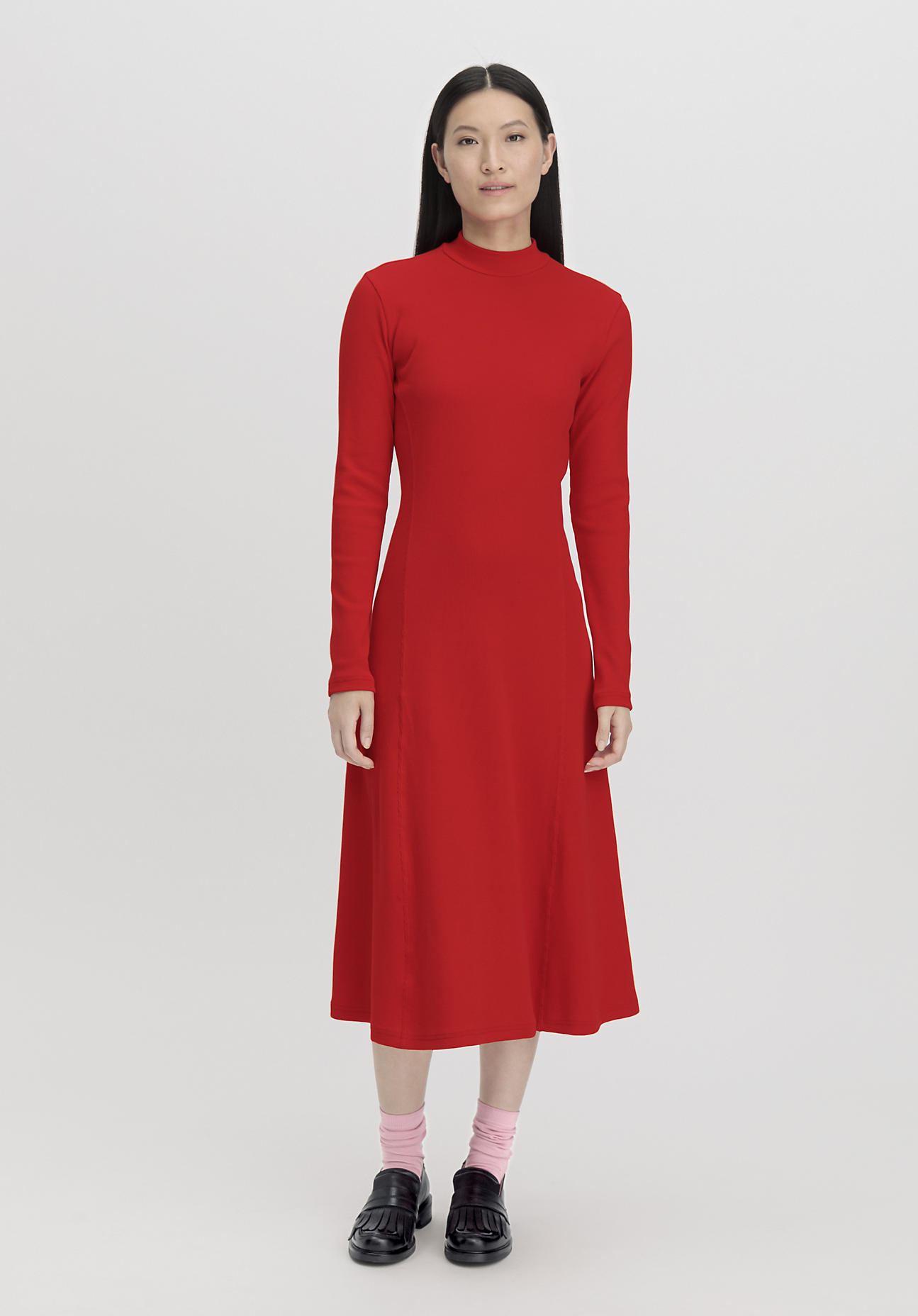 hessnatur Damen Rib Jersey Kleid Midi Slim aus Bio-Baumwolle - rot Grösse40 hessnatur Damen Rib Jersey Kleid Midi Slim aus Bio-Baumwolle - rot Grösse40 von hessnatur